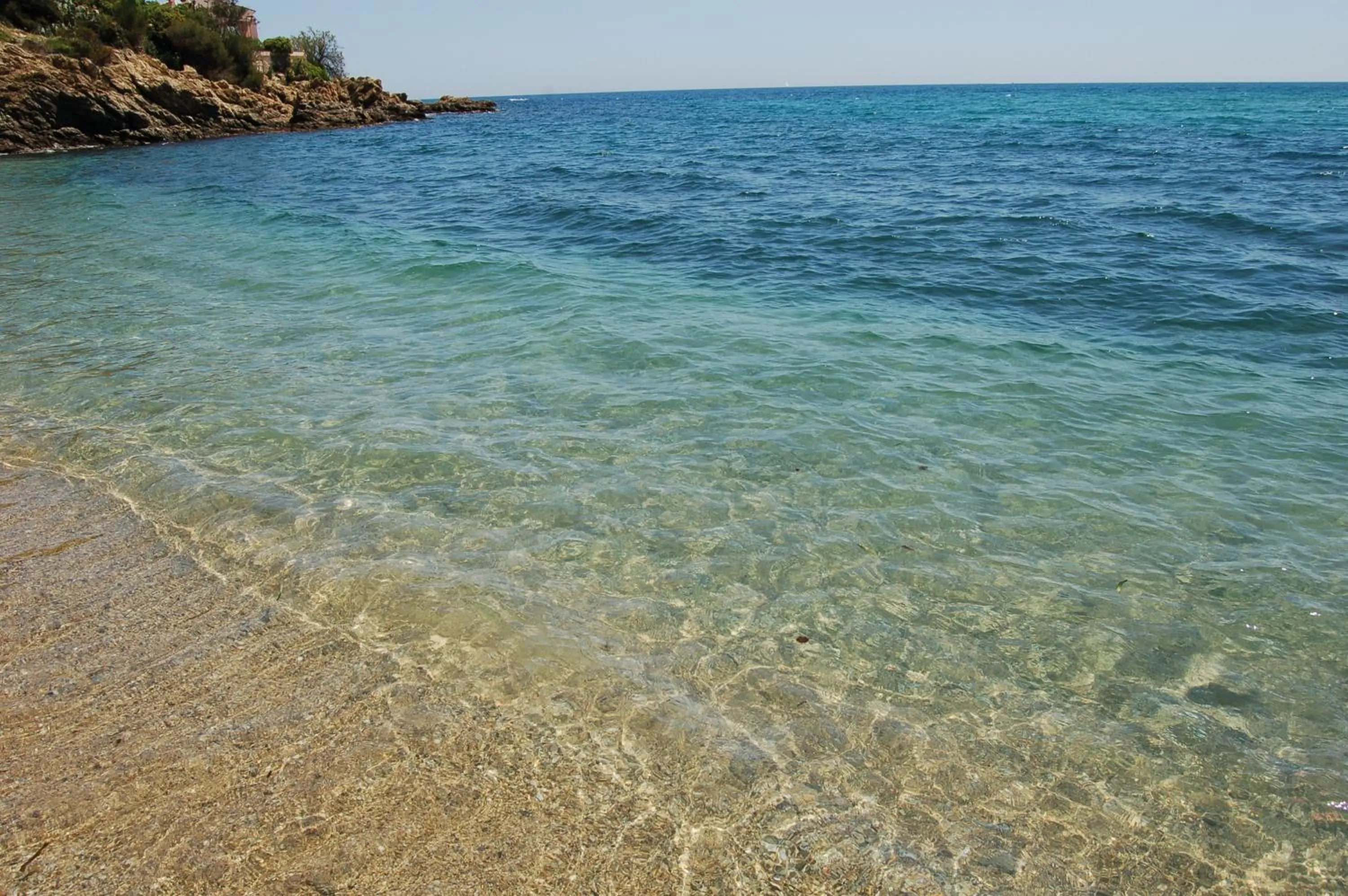 Beach in "Cap Riviera" Hotel & Restaurant Saint Aygulf