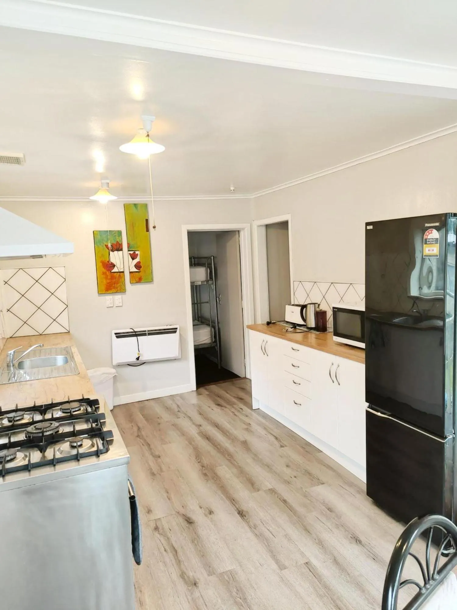 Kitchen or kitchenette in Sapphire Springs Holiday Park and Thermal Pools