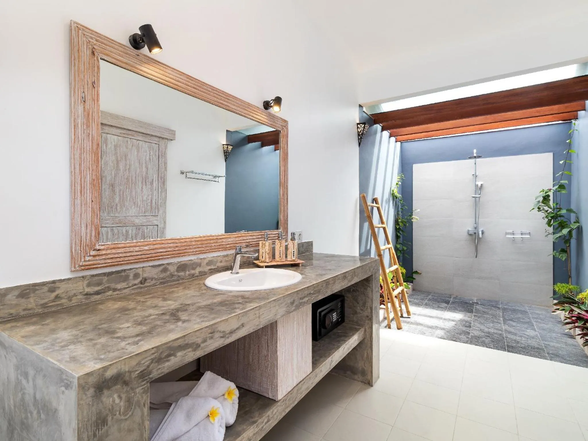 Bathroom in Villa Hiburan 1 by Villa Finder