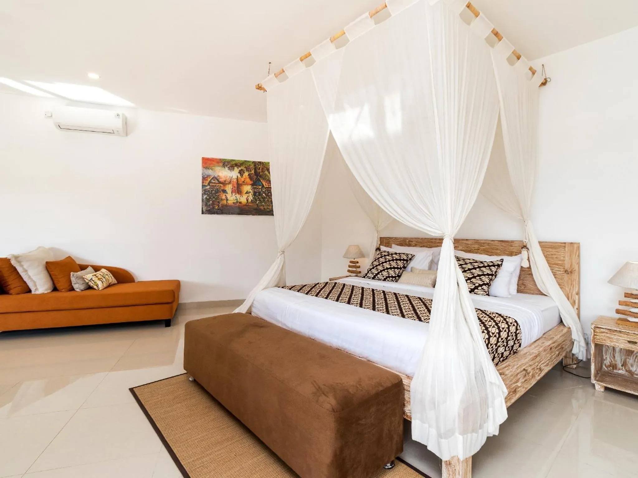 Bed in Villa Hiburan 1 by Villa Finder