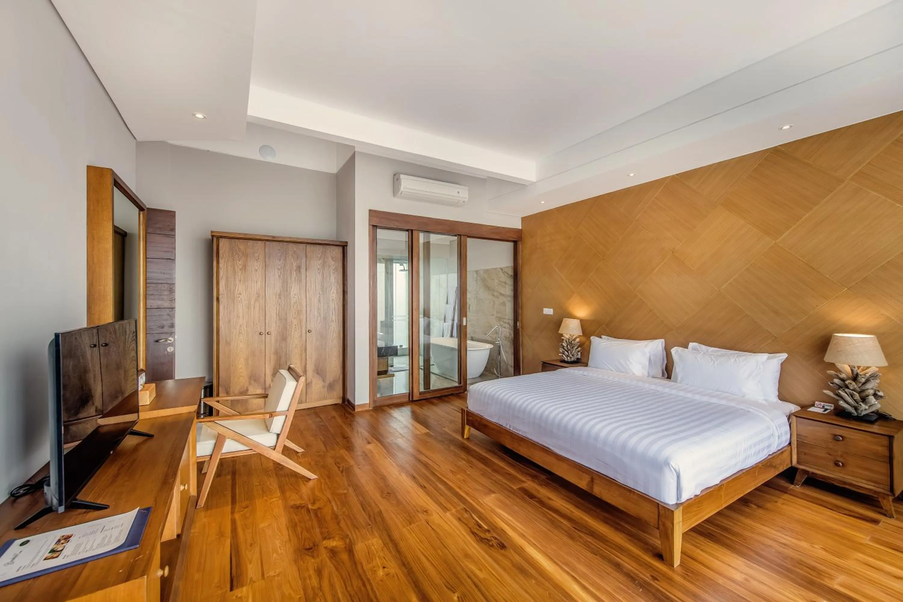 Photo of the whole room, Bed in Kampi Villas Nusa Dua by Nakula