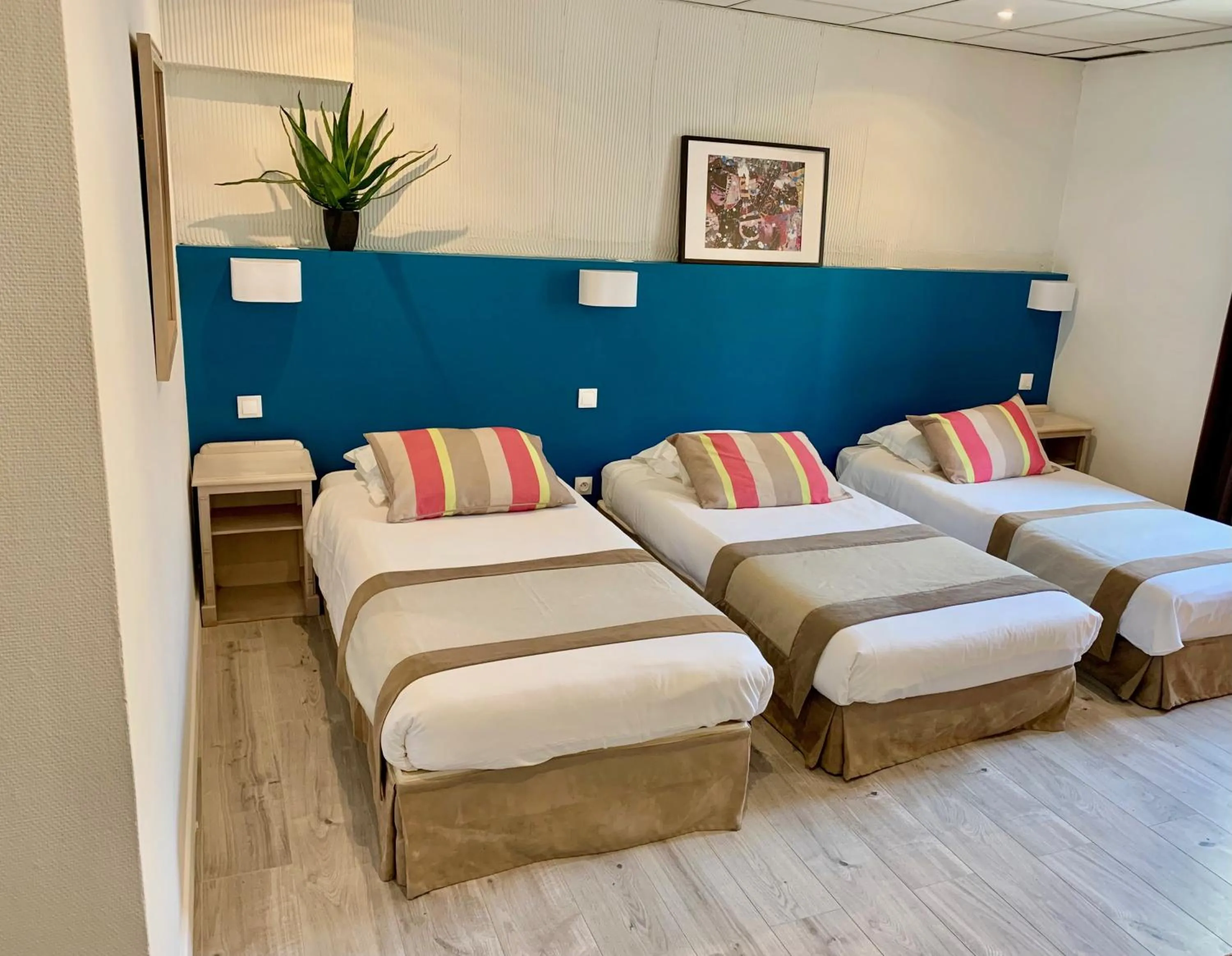 Photo of the whole room in Hôtel de Flore