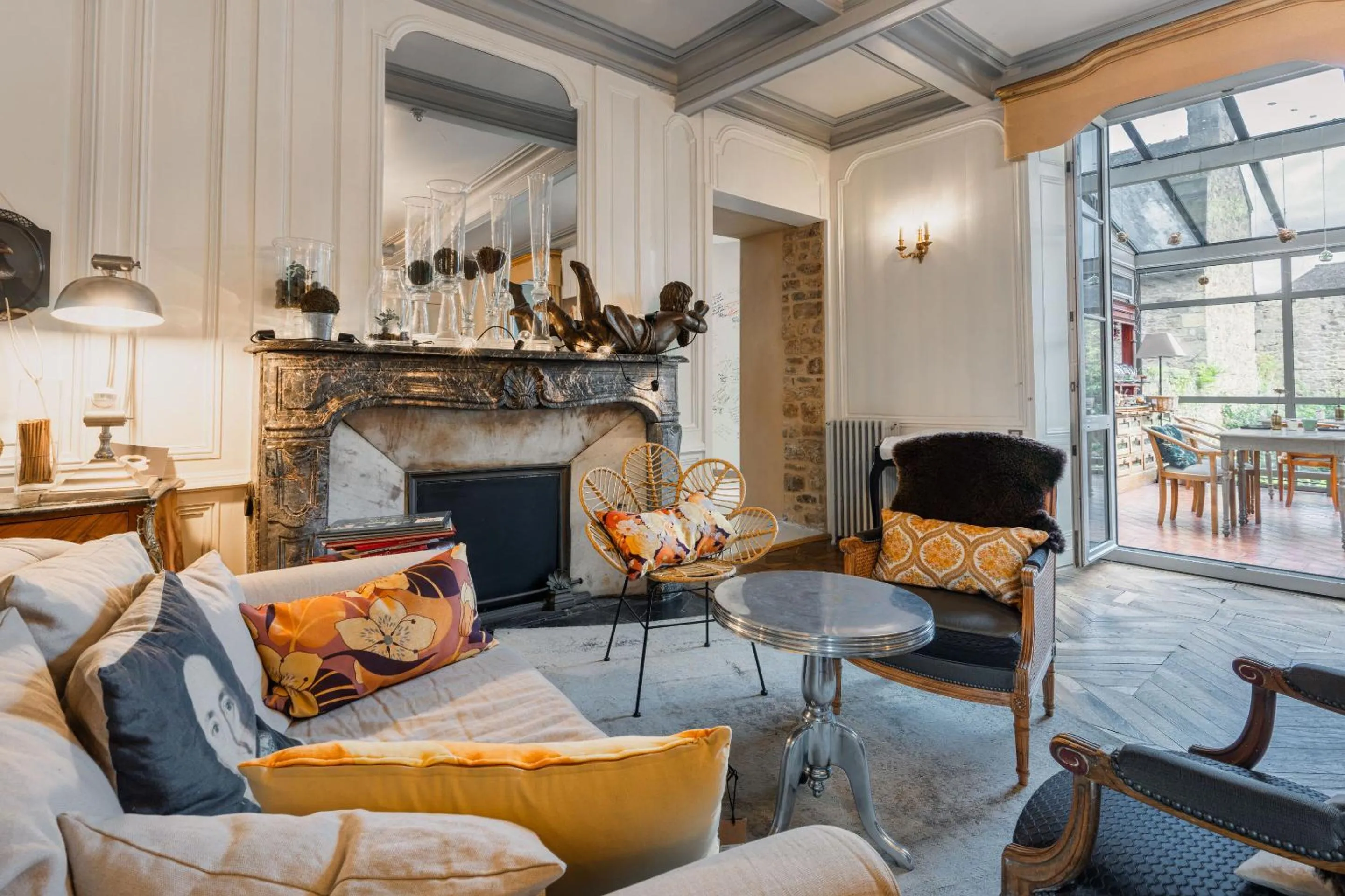 Living room in La Demeure