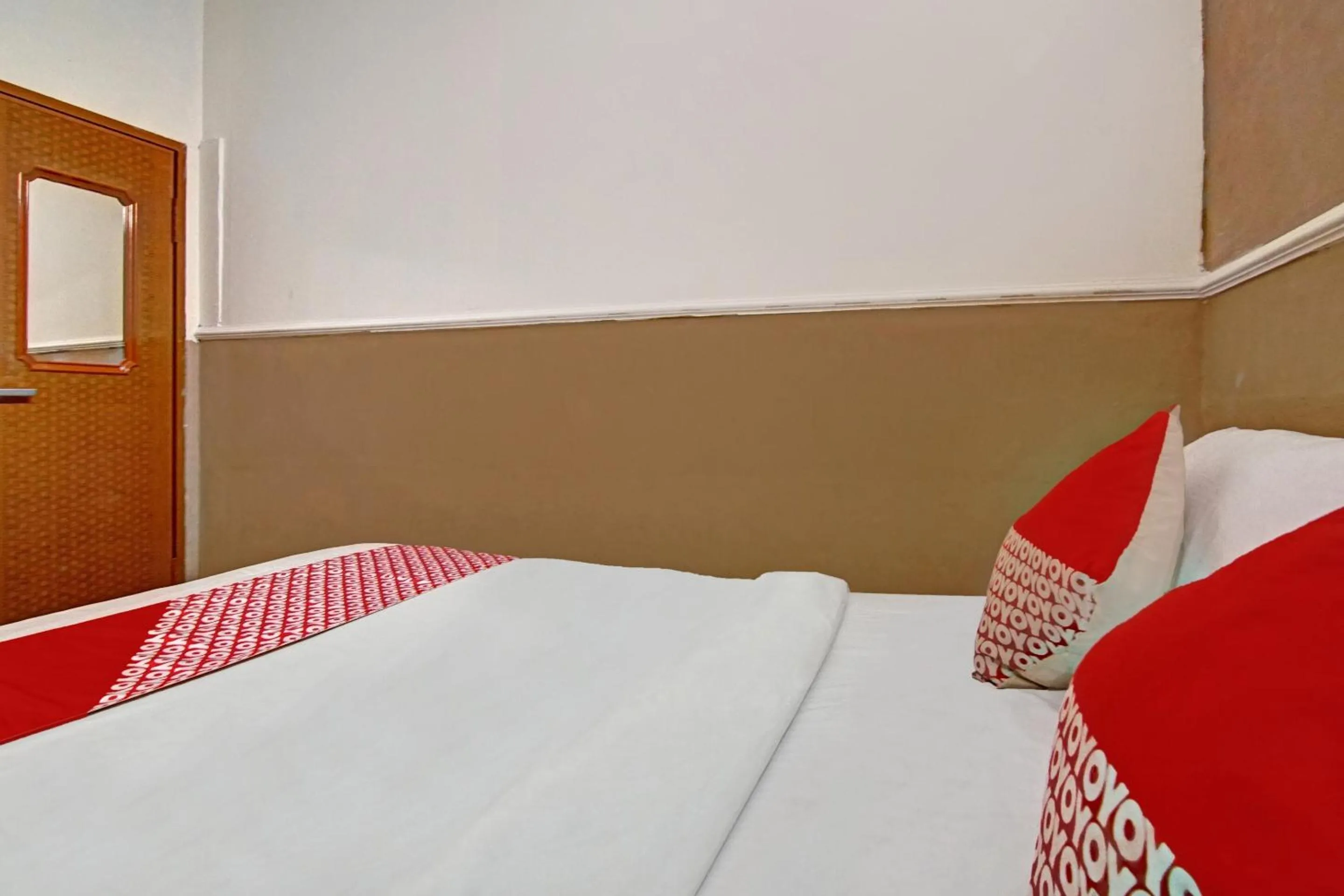 Bedroom, Bed in Hotel O Poris Residence Syariah