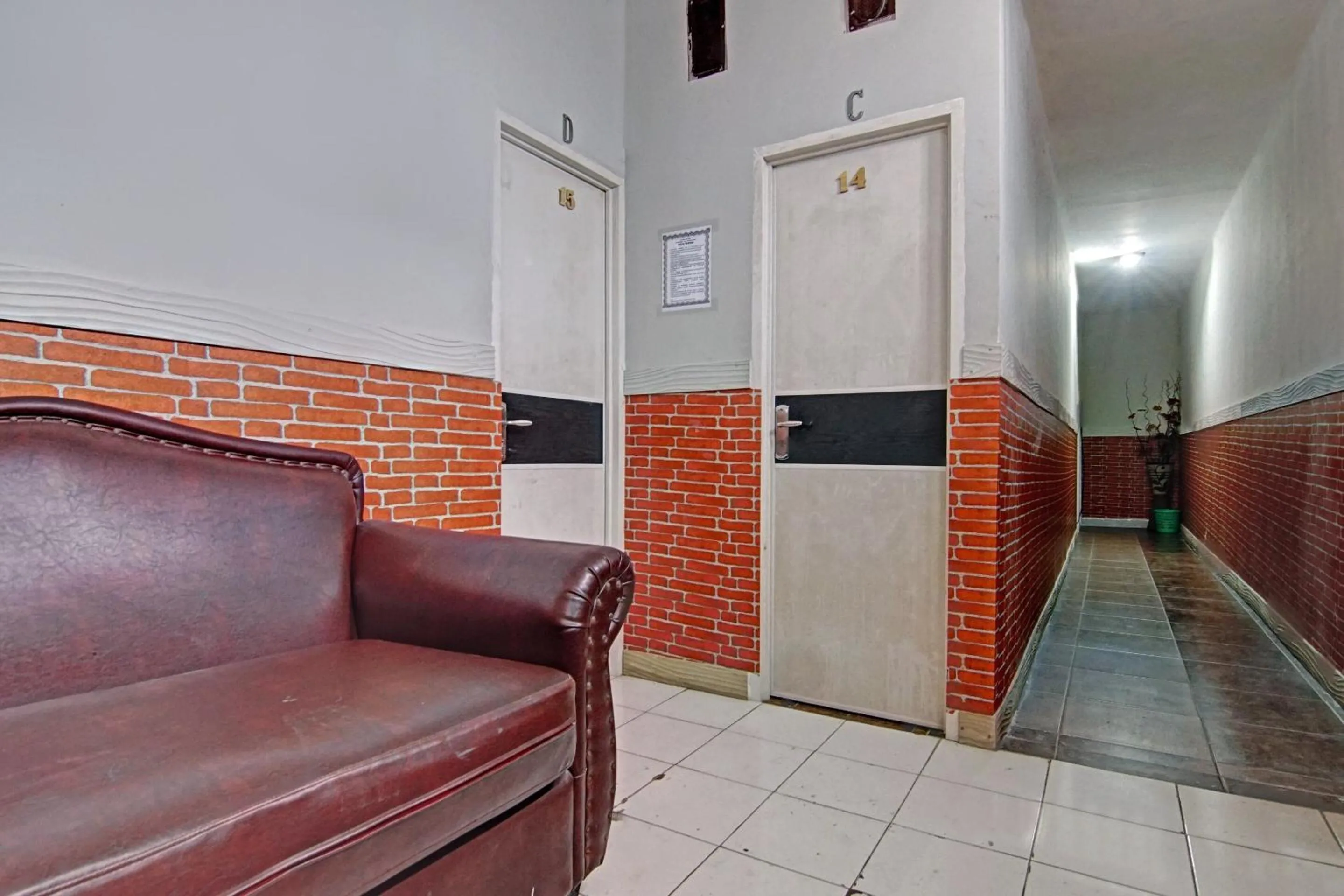 Lobby or reception in Hotel O Poris Residence Syariah