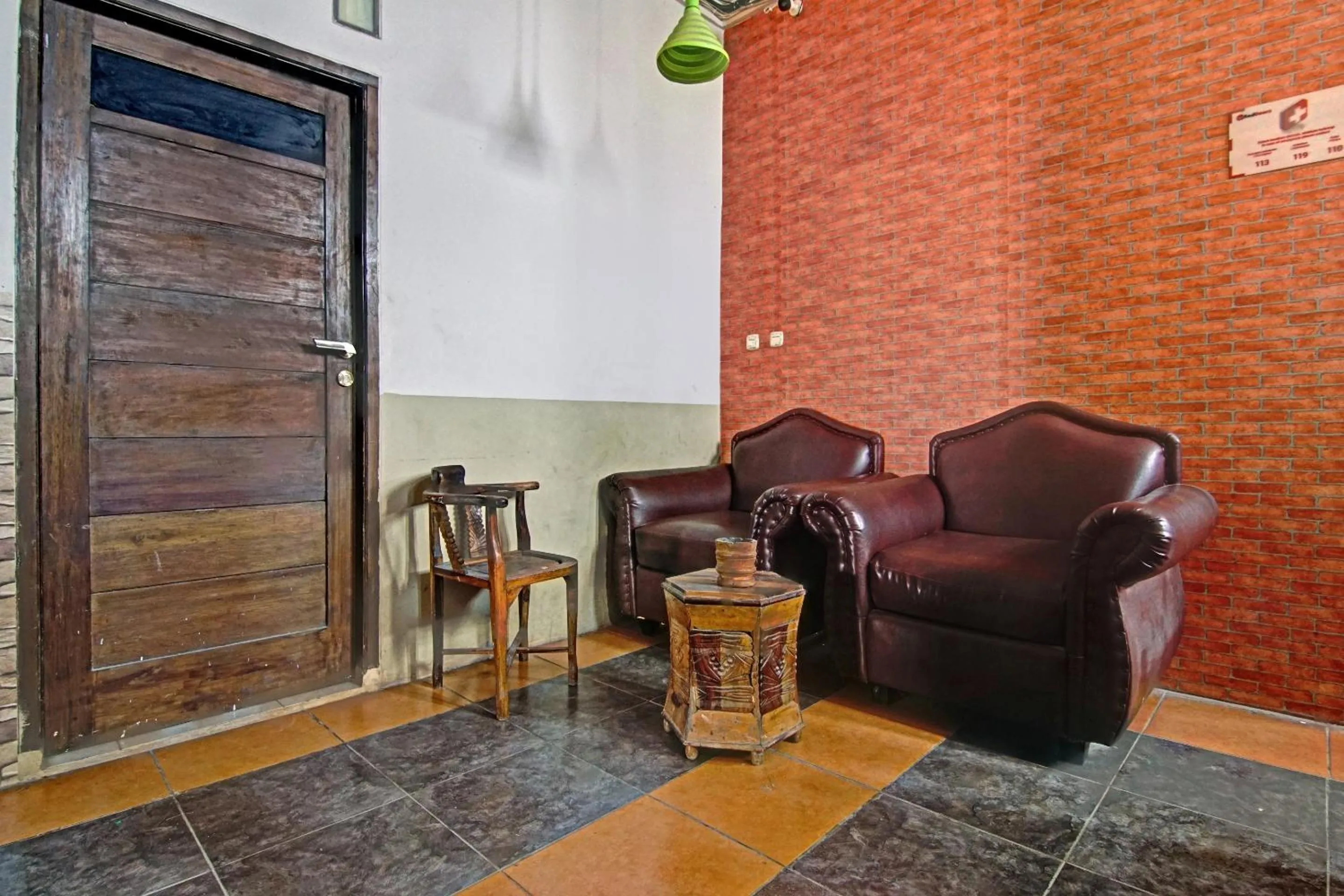 Lobby or reception in Hotel O Poris Residence Syariah