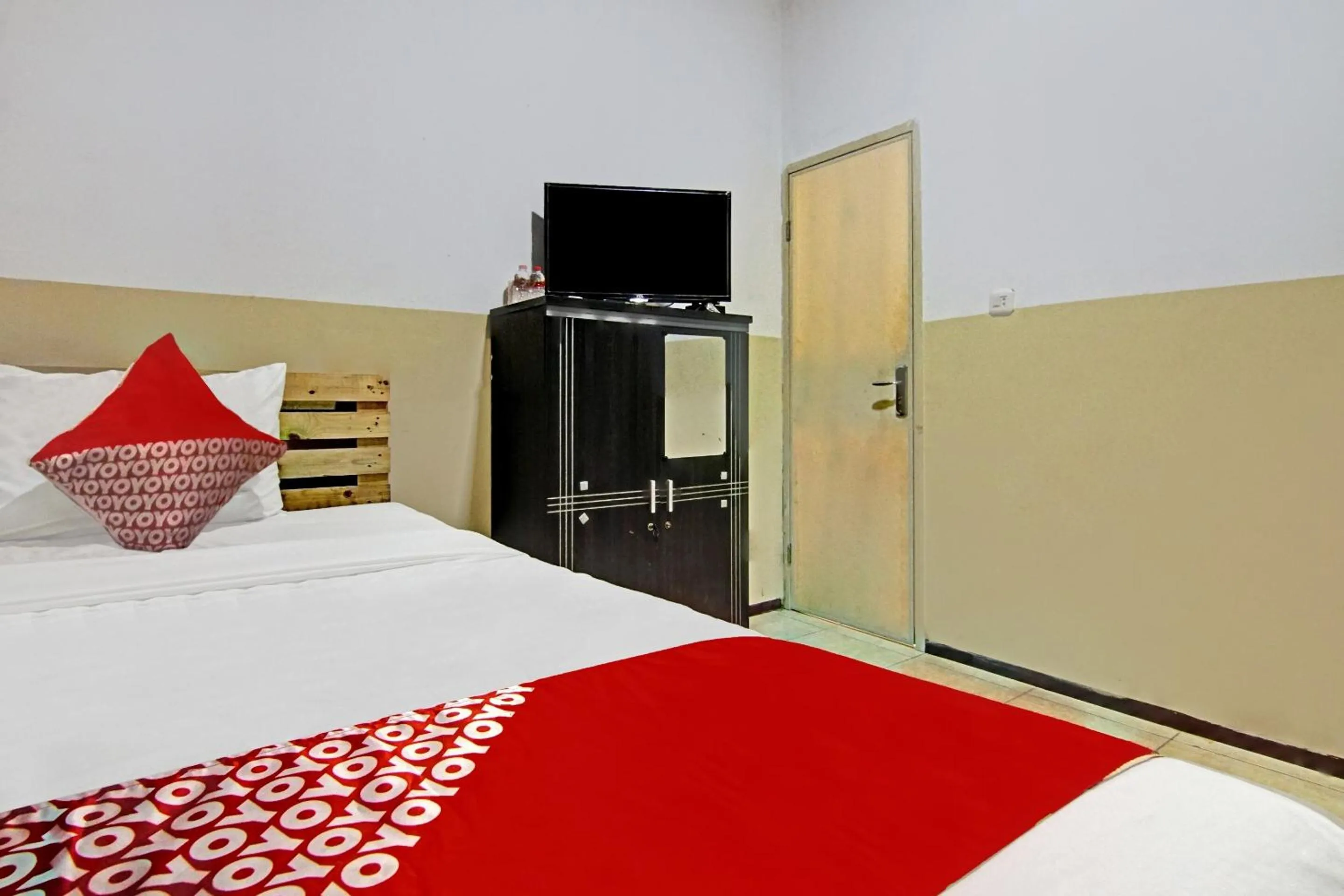 Bedroom, Bed in Hotel O Poris Residence Syariah