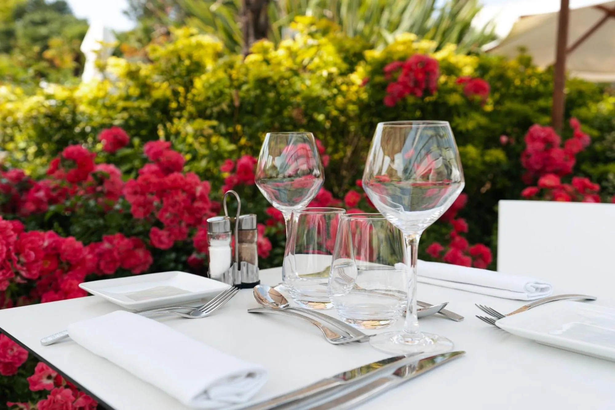 Restaurant/places to eat in Westotel Nantes Atlantique