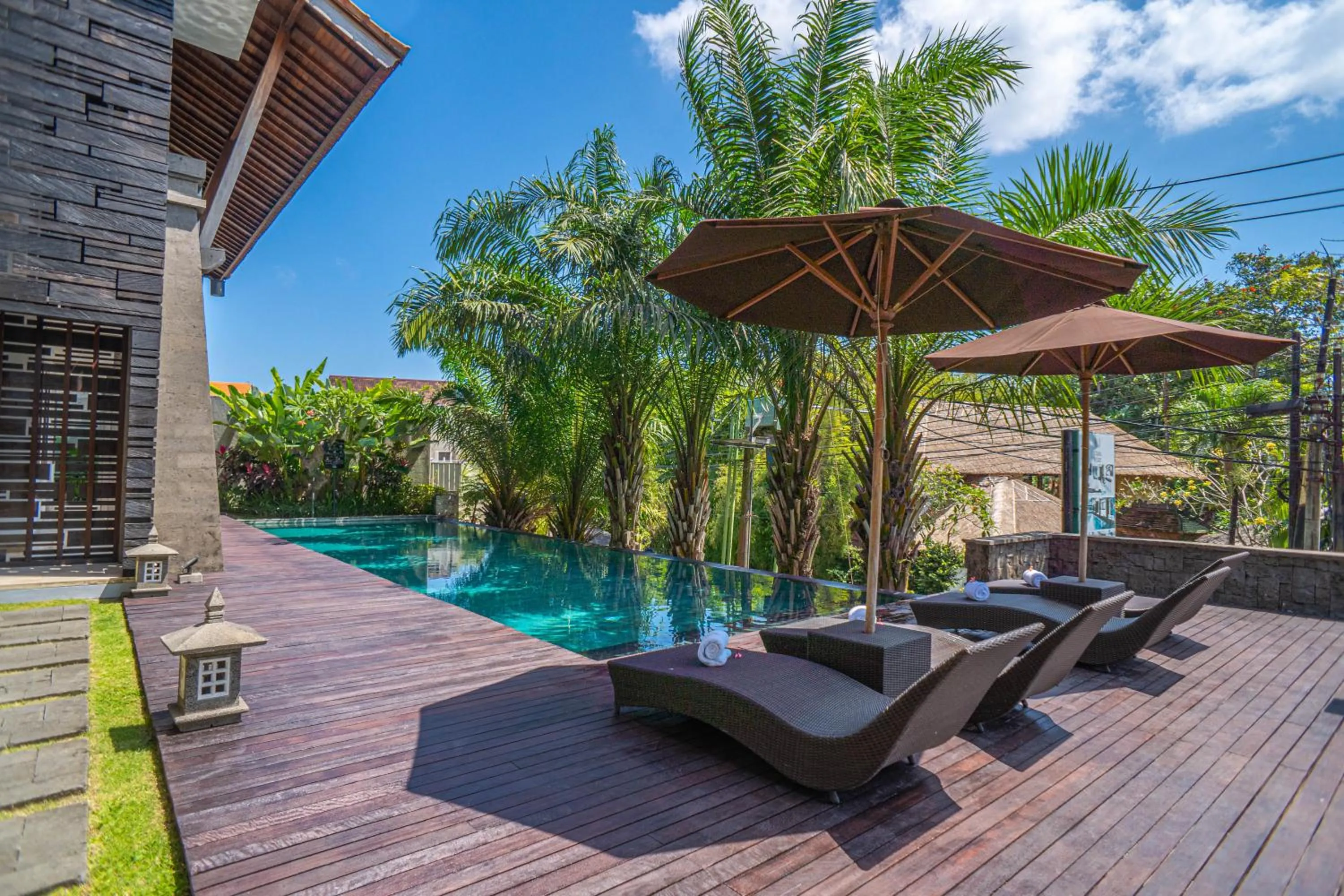 Property building in djabu Echo Beach Hotel