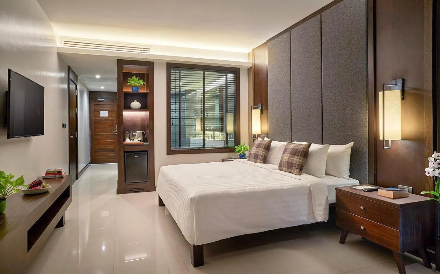 Bed in Khanom Beach Resort And Spa