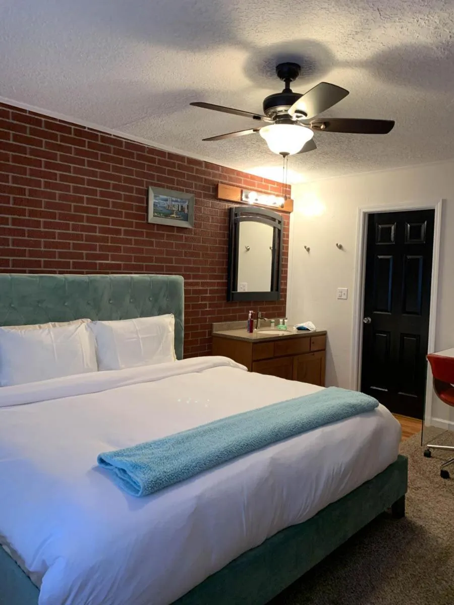 Bed in The Wing at Kingston East