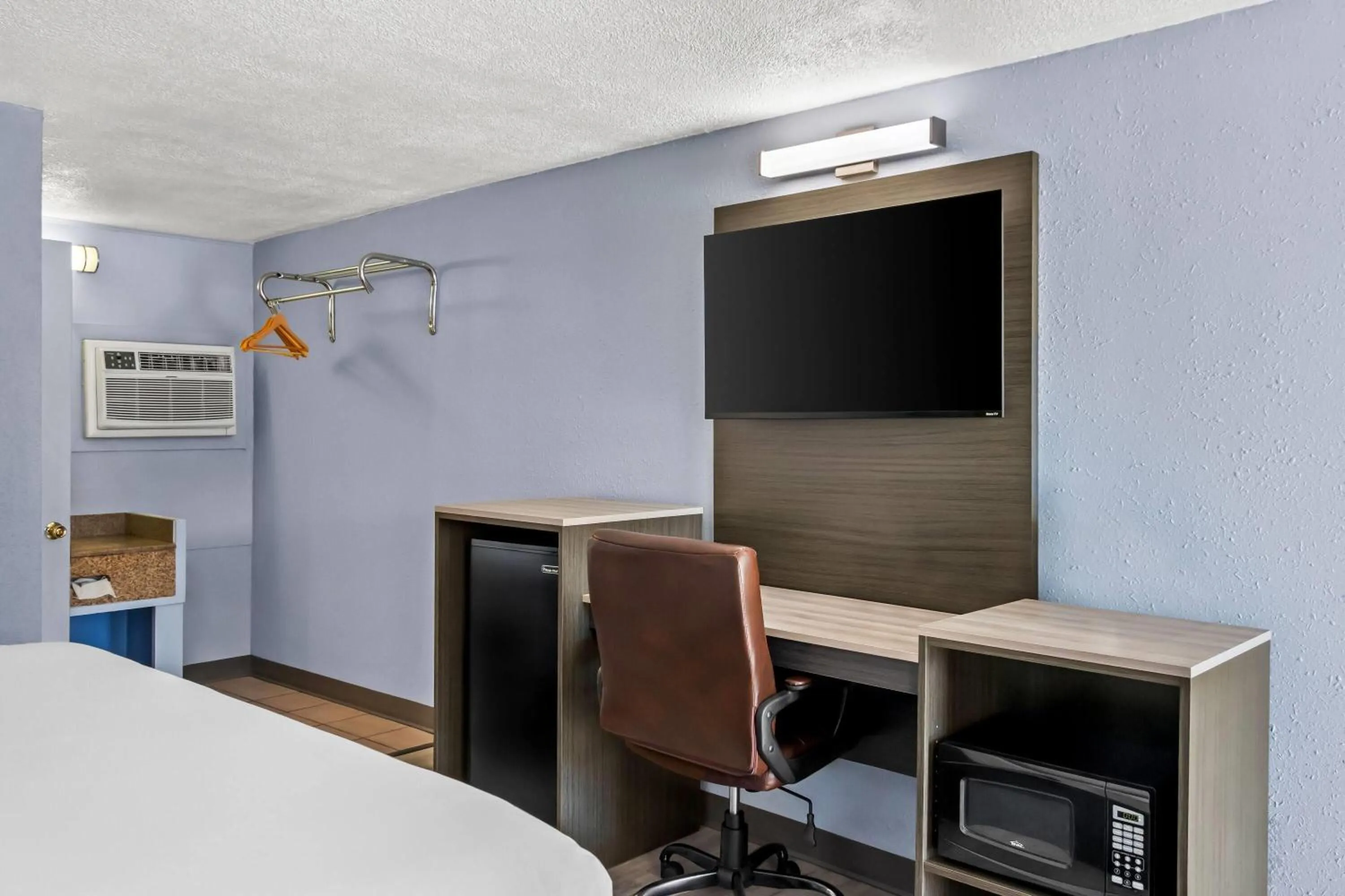 Bed in Travelodge by Wyndham Las Vegas NM