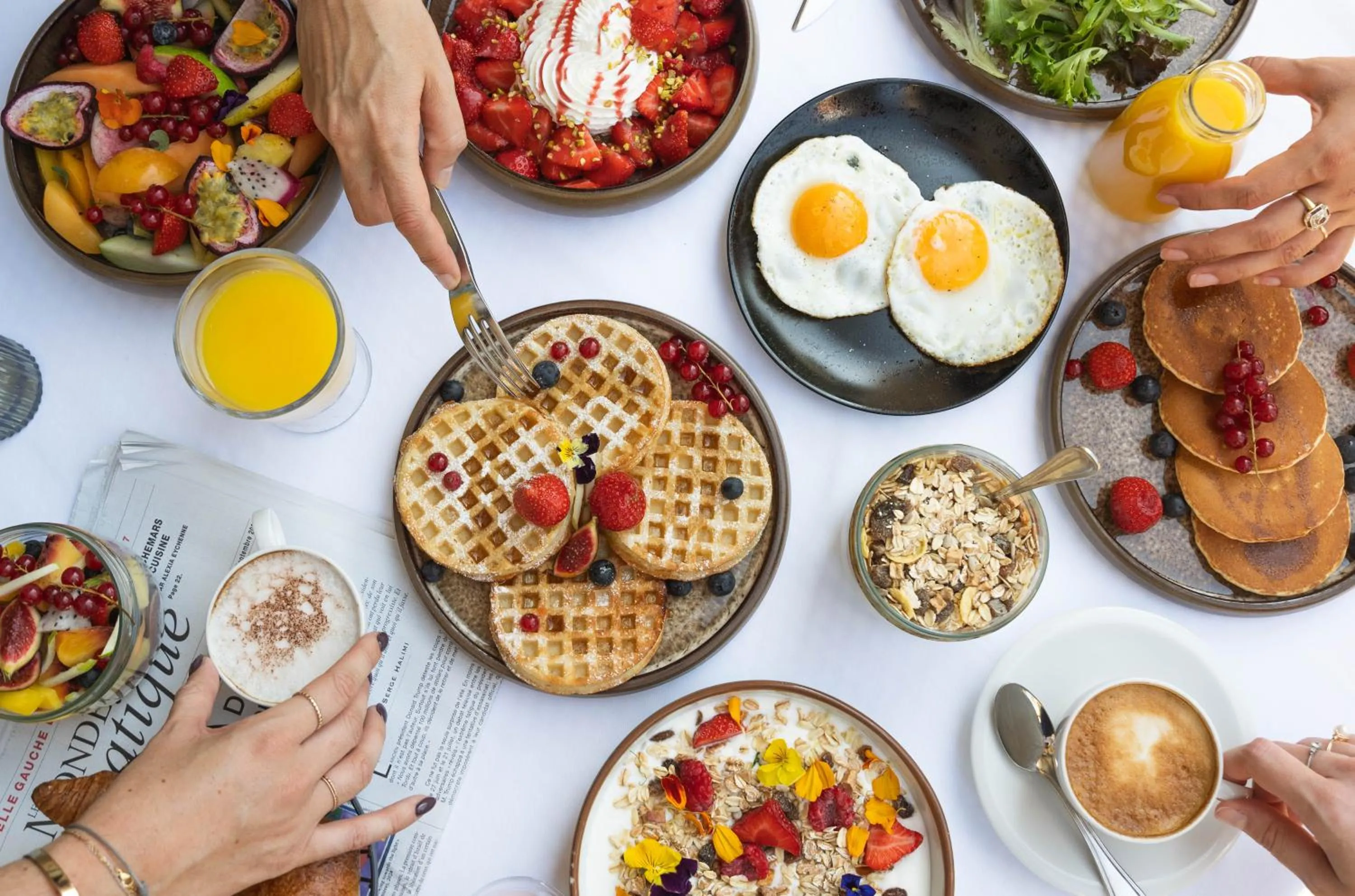 Breakfast in Château Jeanne & The Forest - Château de Montvillargenne