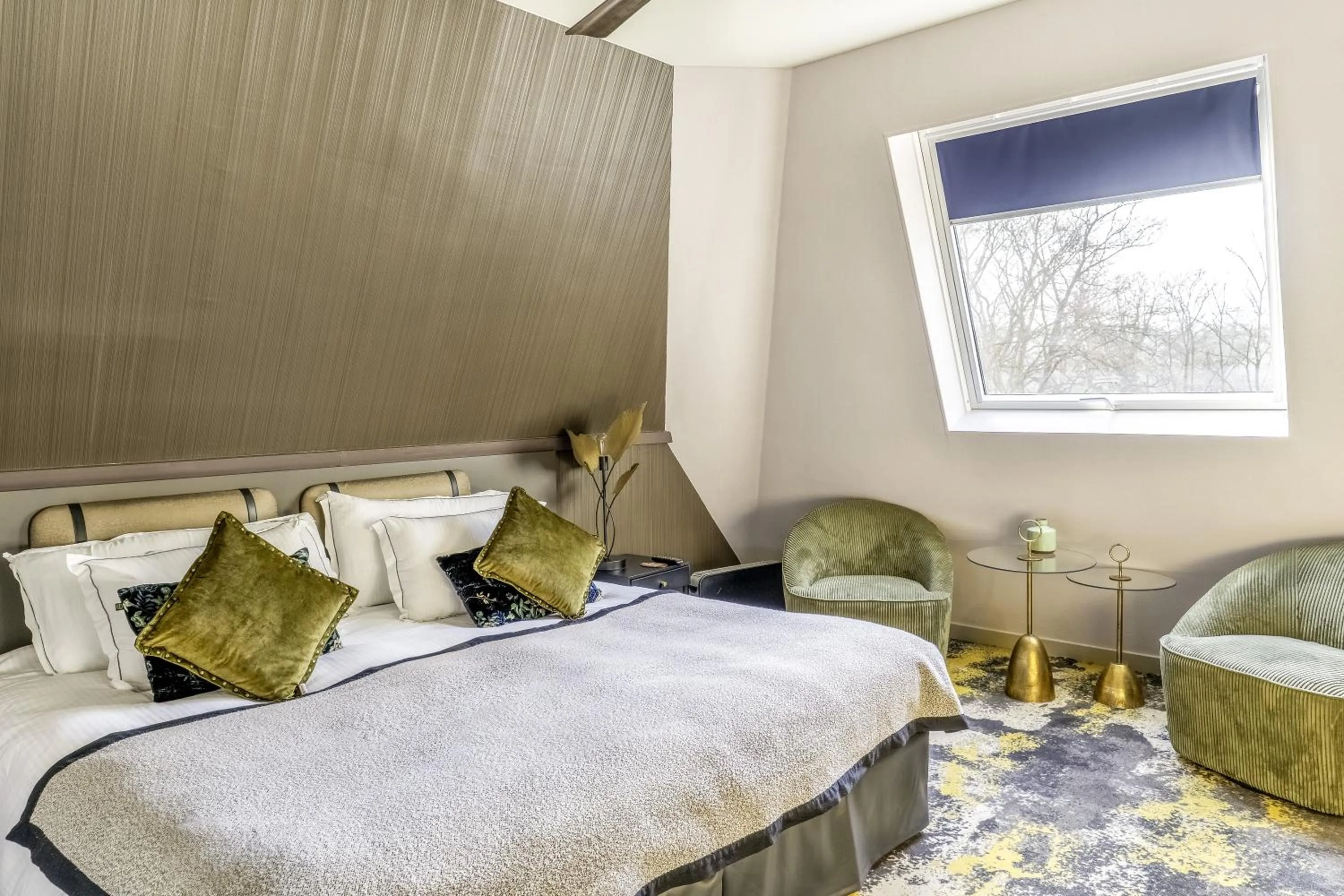 Bedroom, Bed in Château Jeanne & The Forest - Château de Montvillargenne