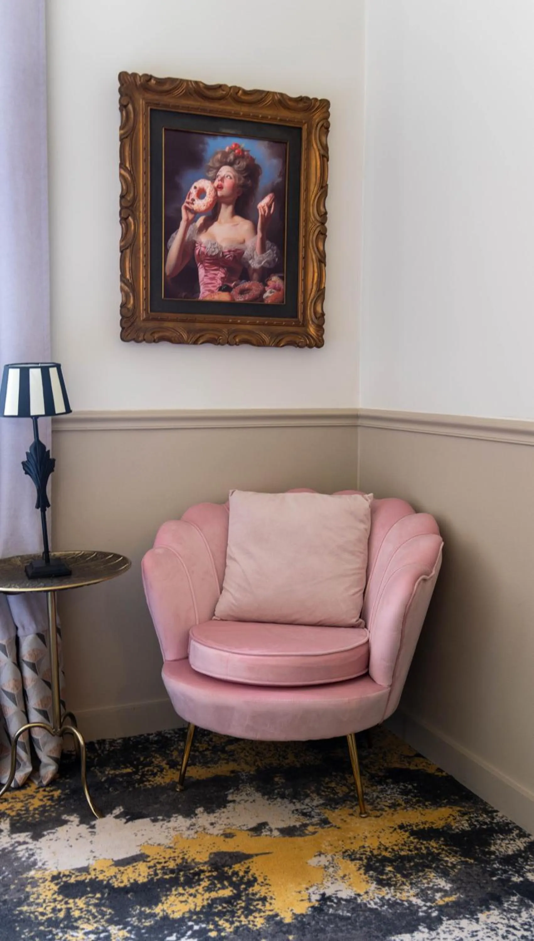 Decorative detail in Château Jeanne & The Forest - Château de Montvillargenne