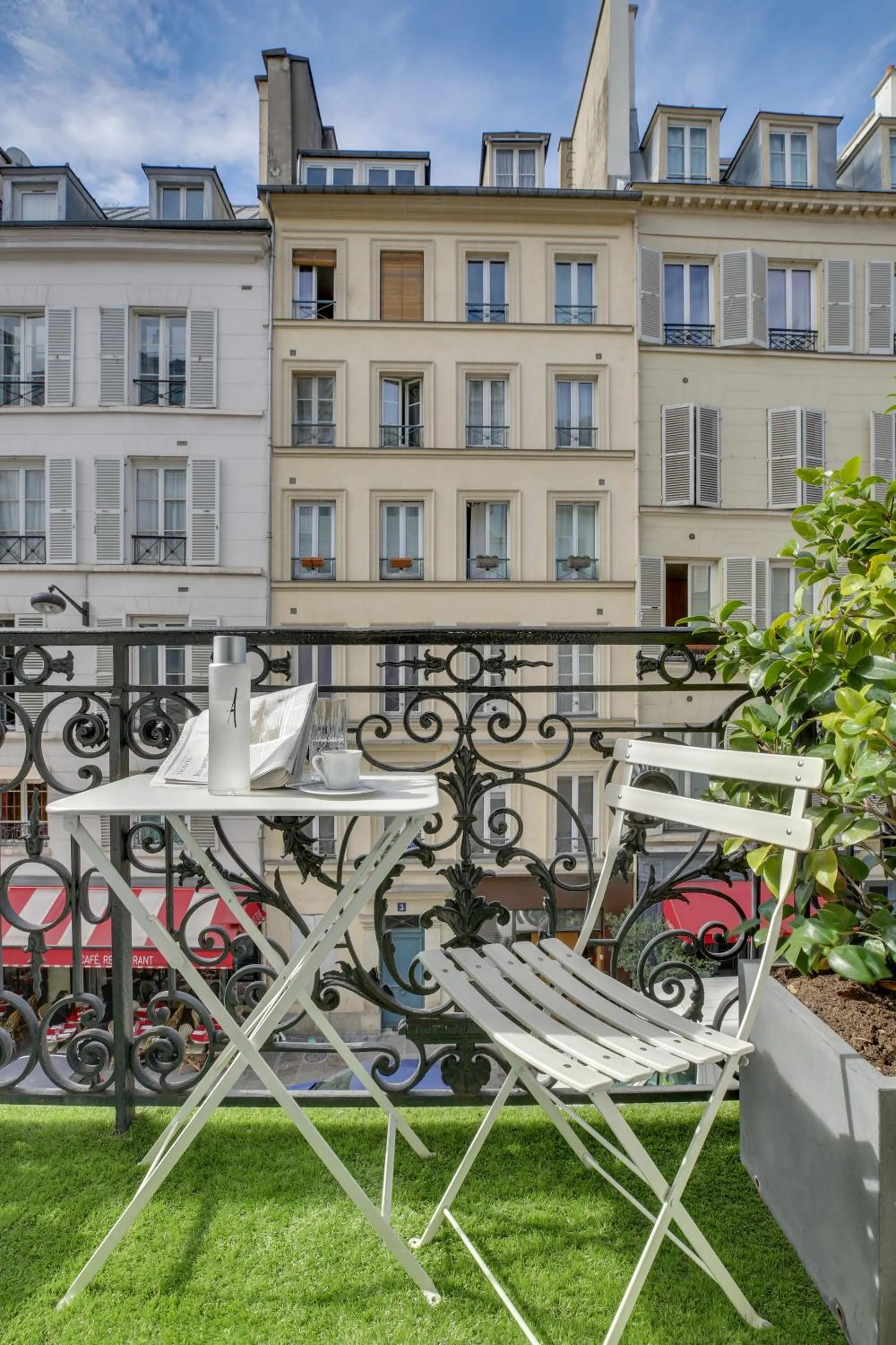 Balcony/Terrace in Le A