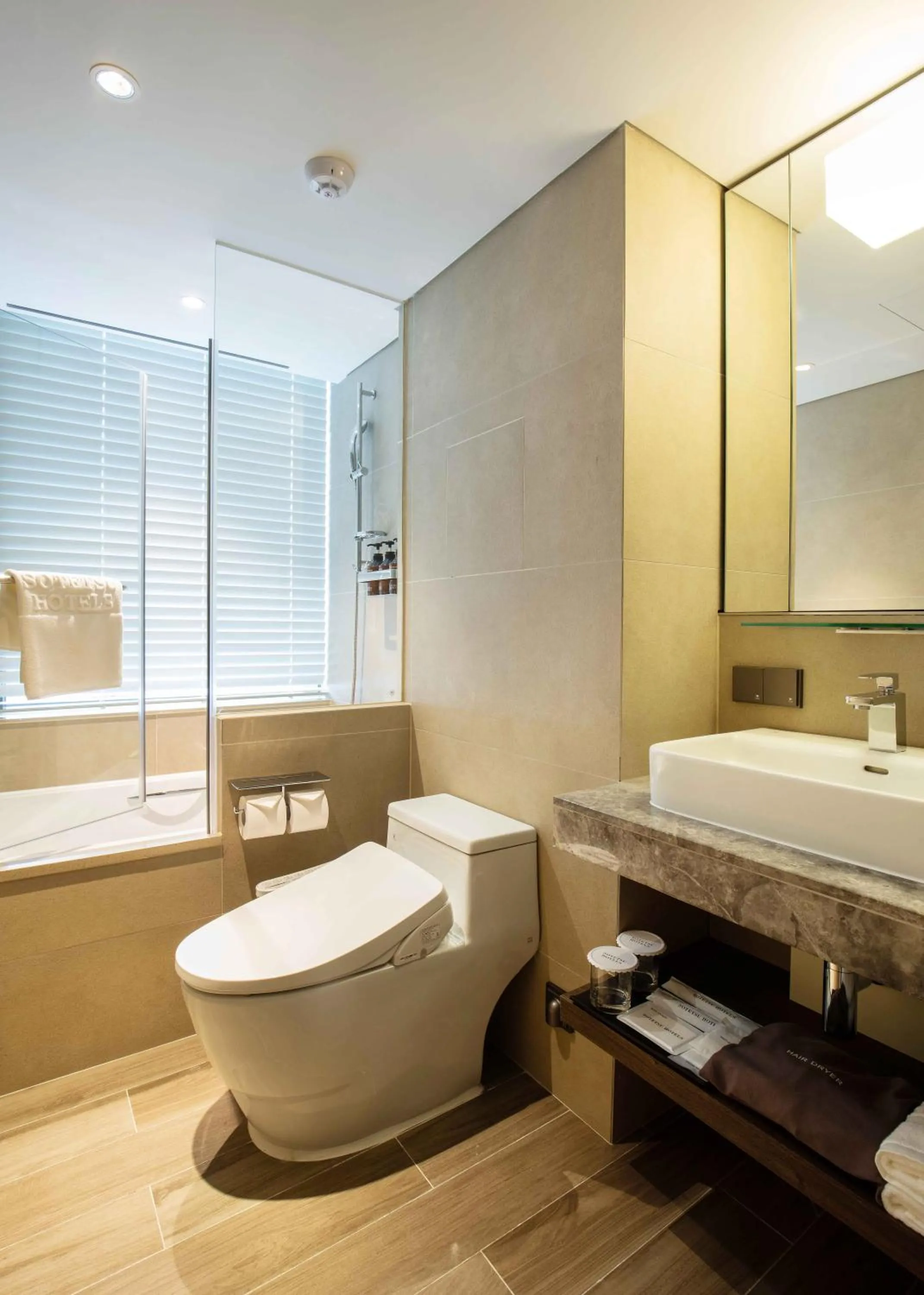 Shower in Sotetsu Fresa Inn Seoul Myeong-dong