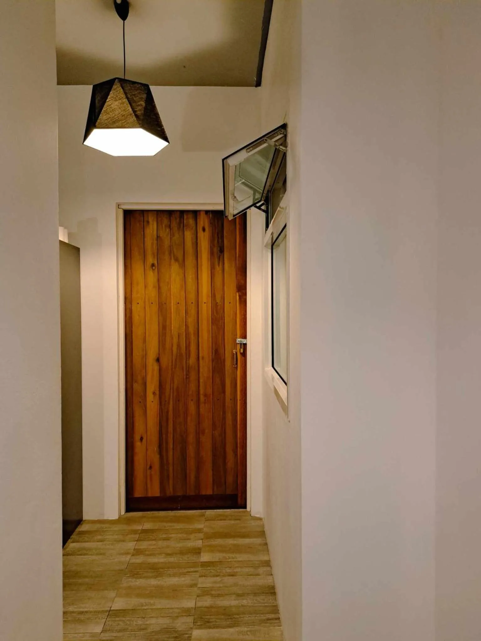 Photo of the whole room in 8 SLEEPER STREET Guesthouse