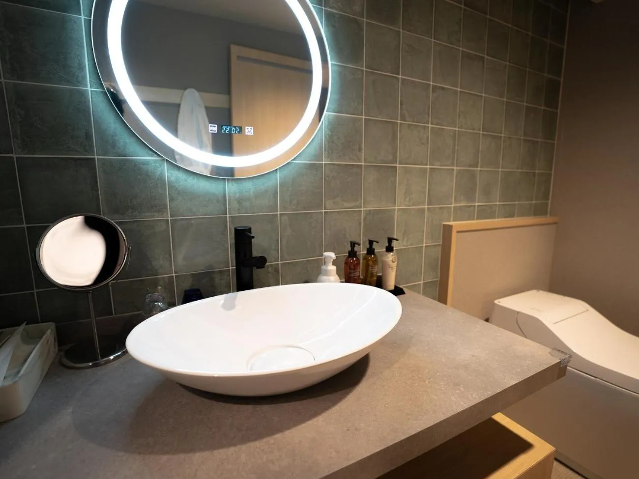 Toilet in Fugaku Hanabusa