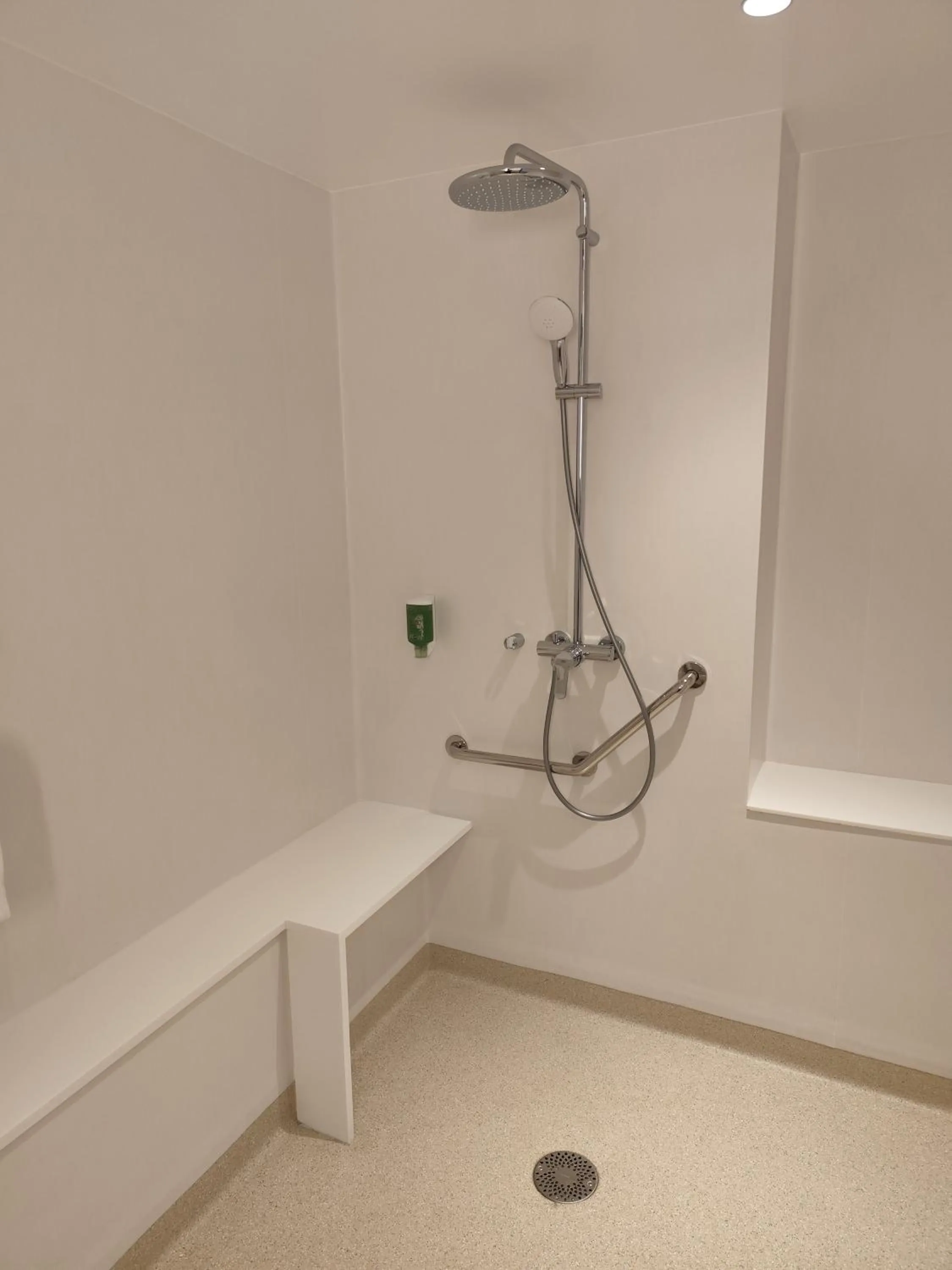 Bedroom in Hotel Strasbourg - Montagne Verte & Restaurant Louisiane