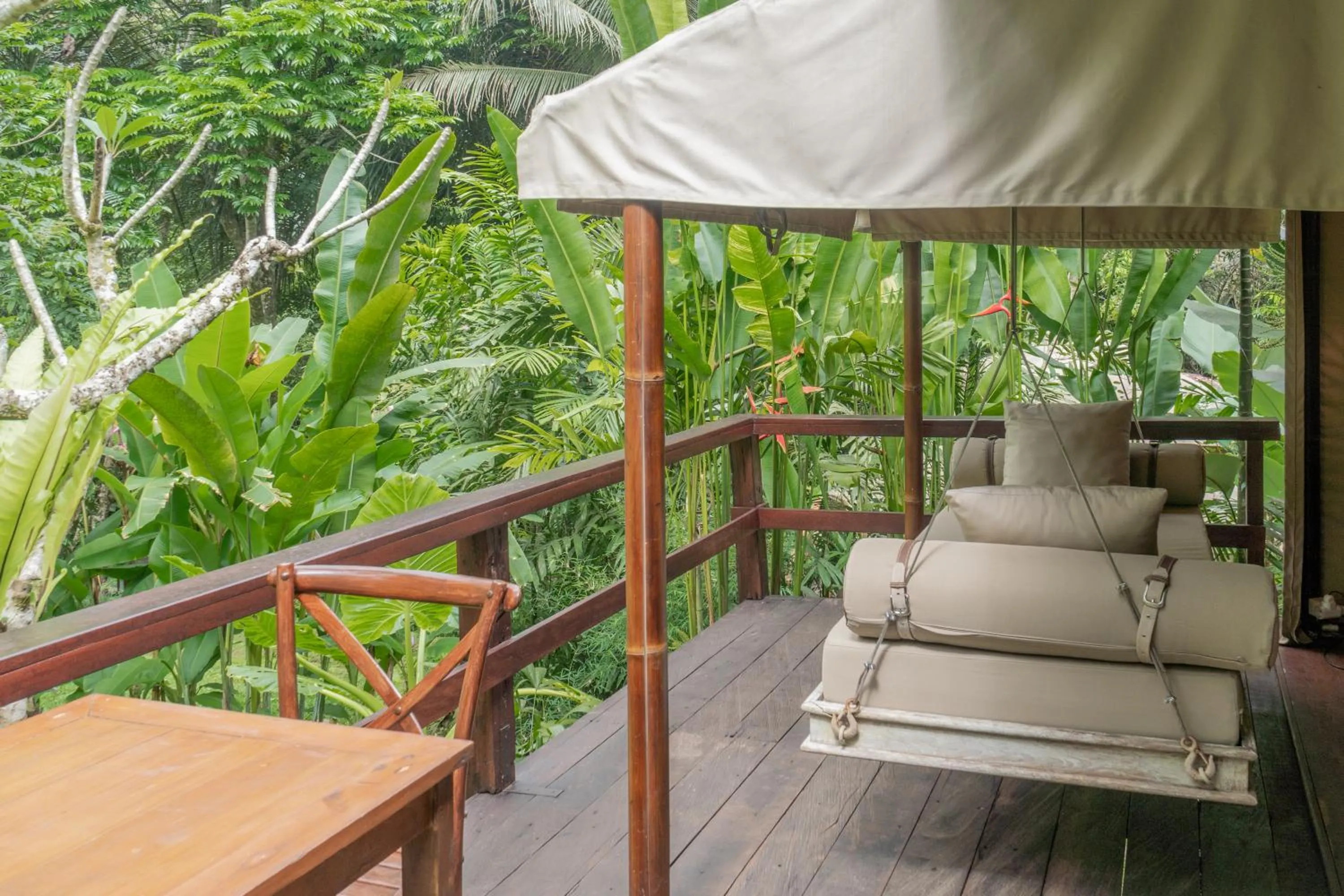 Garden view in Galalima Glamping by AGATA