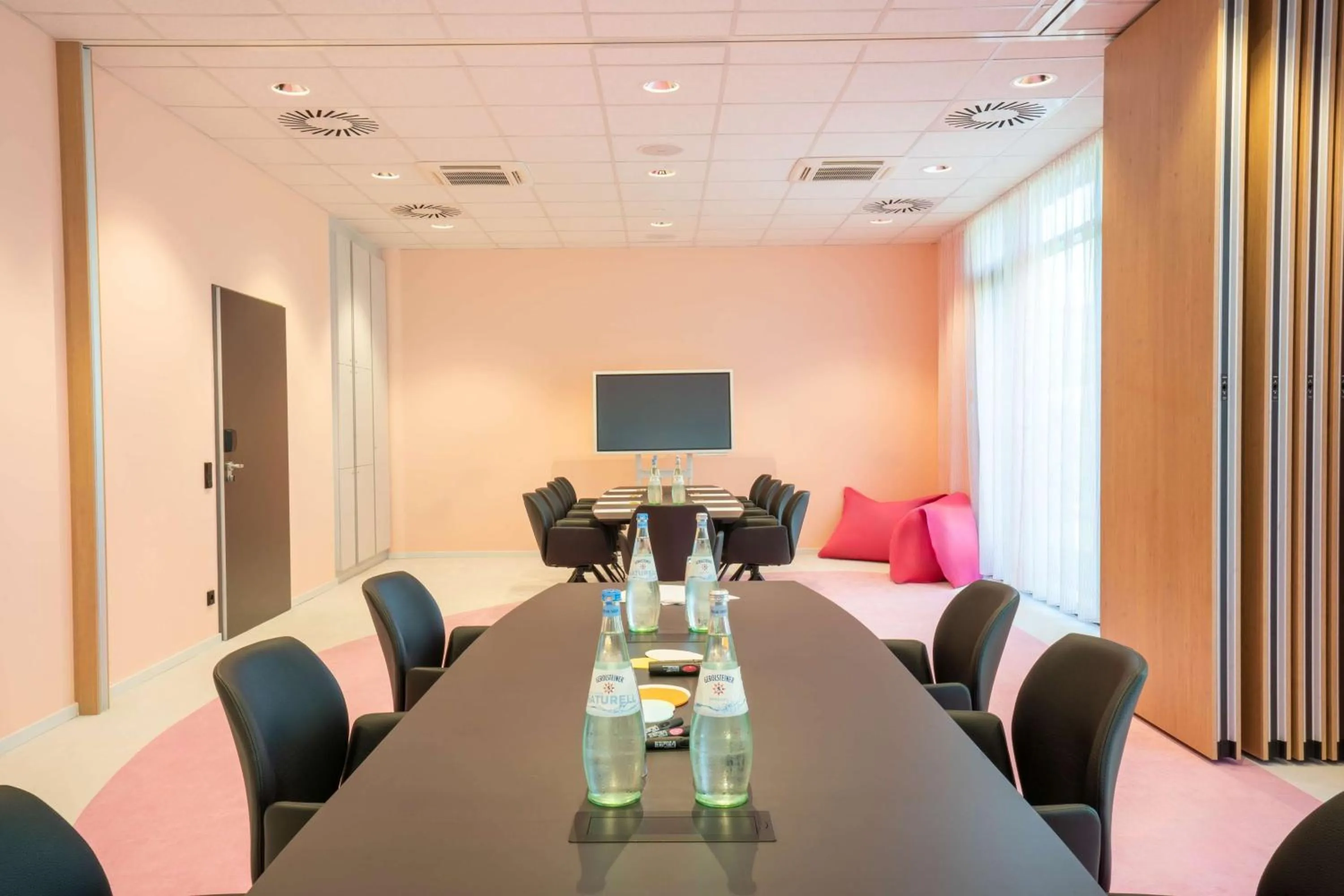 Meeting/conference room in Prize by Radisson, Munich Airport