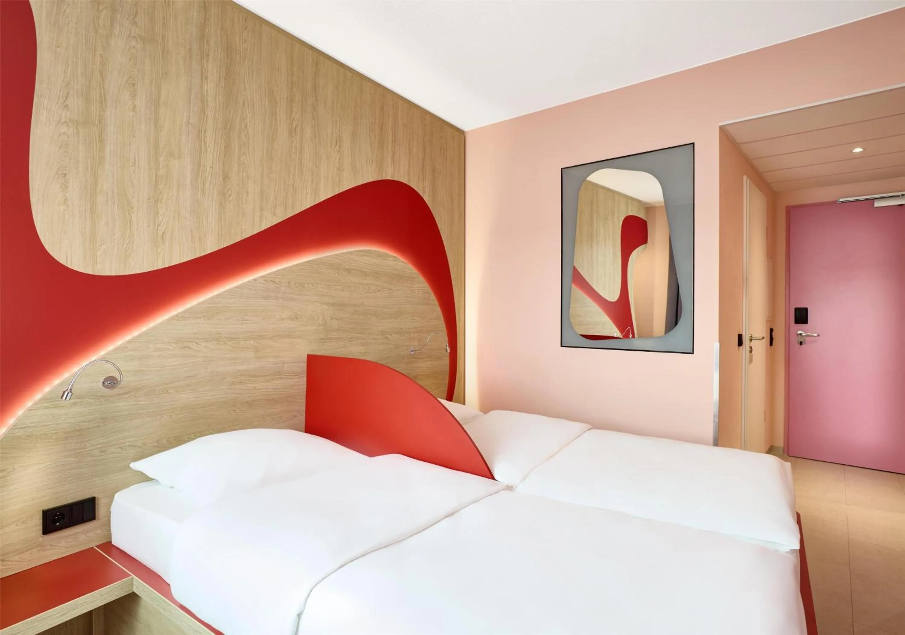 Bedroom, Bed in Prize by Radisson, Munich Airport