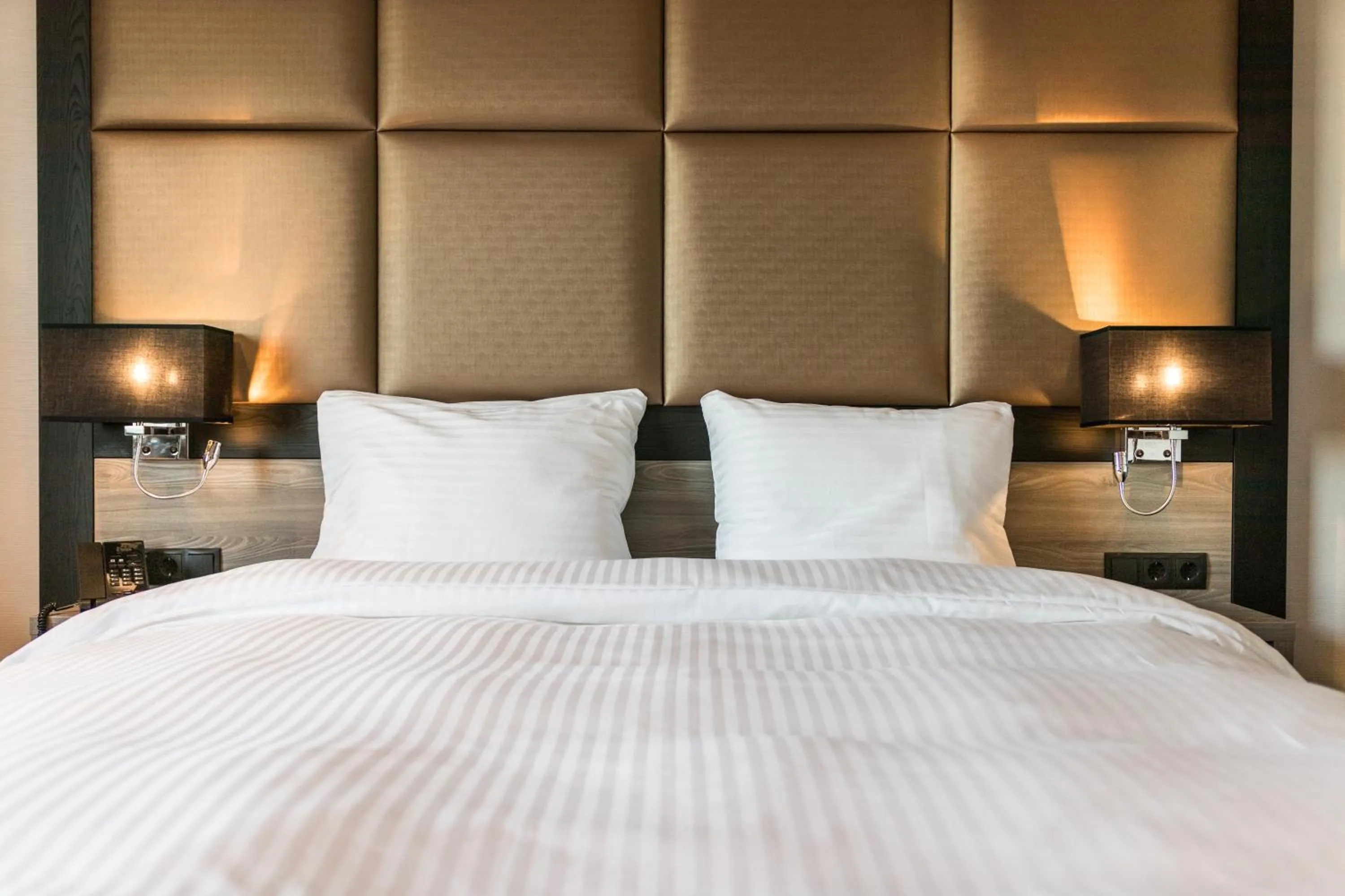 Bed in Riva hotel Den Haag - Delft