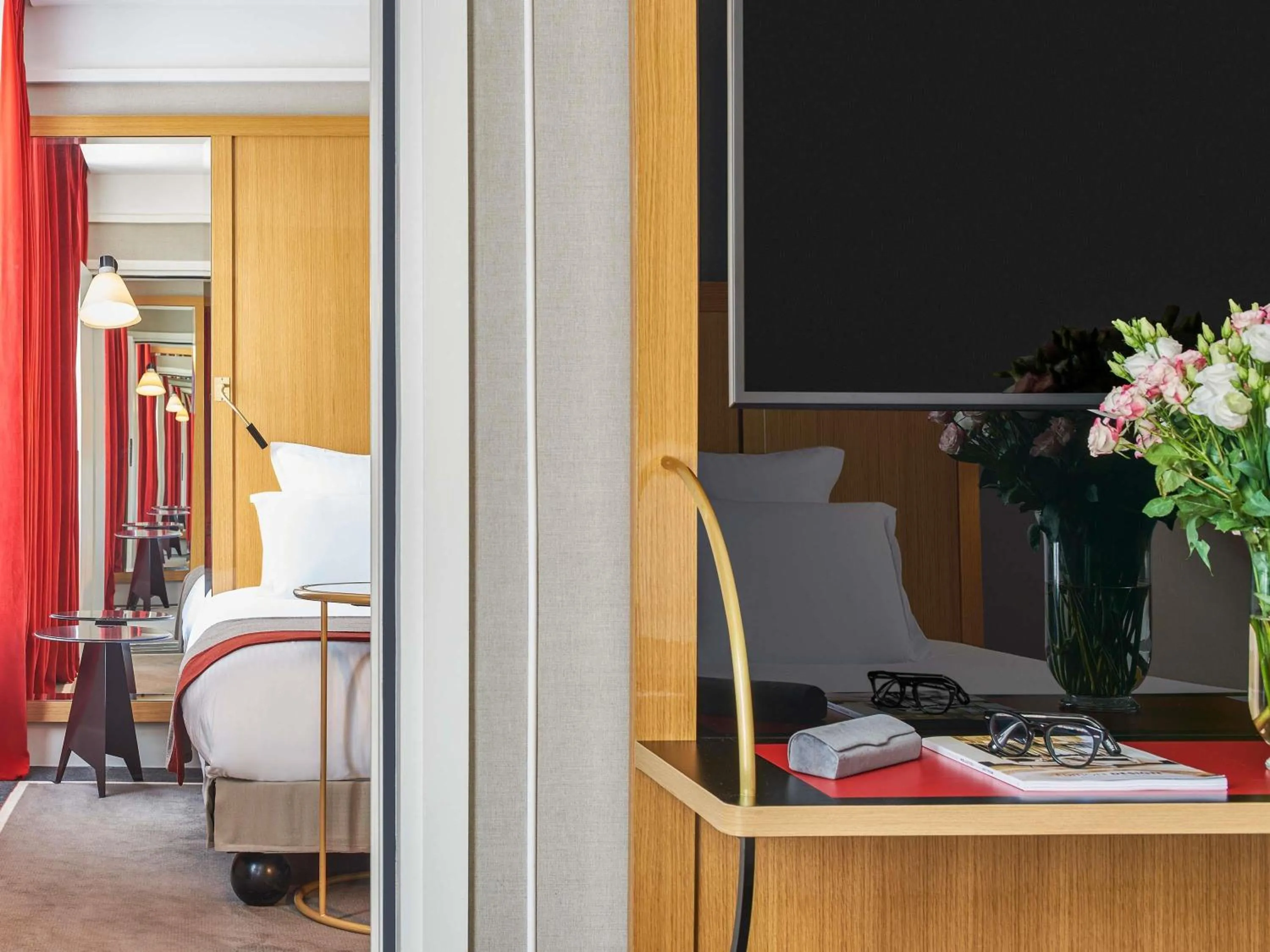 Other, Bed in l'Echiquier Opéra Hotel Paris - MGallery Collection