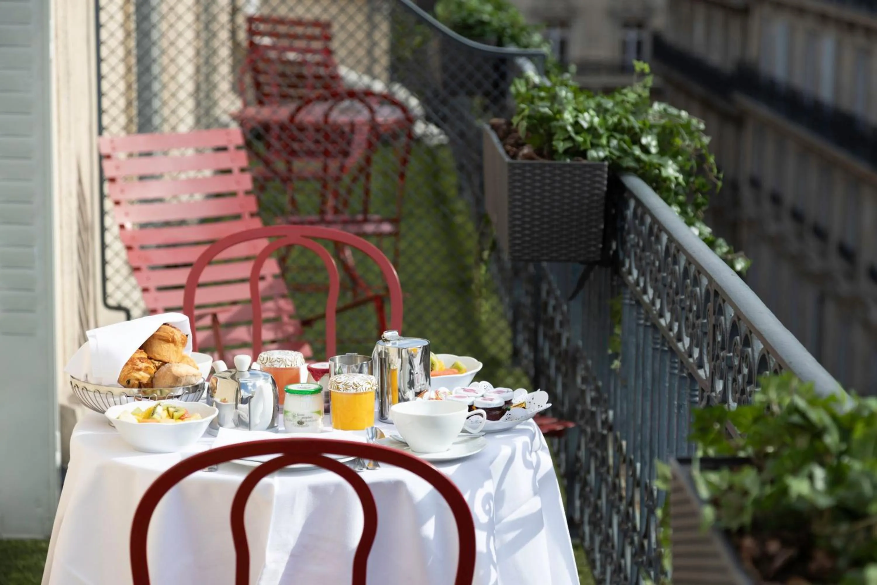 Balcony/Terrace in Bradford Elysées - Astotel