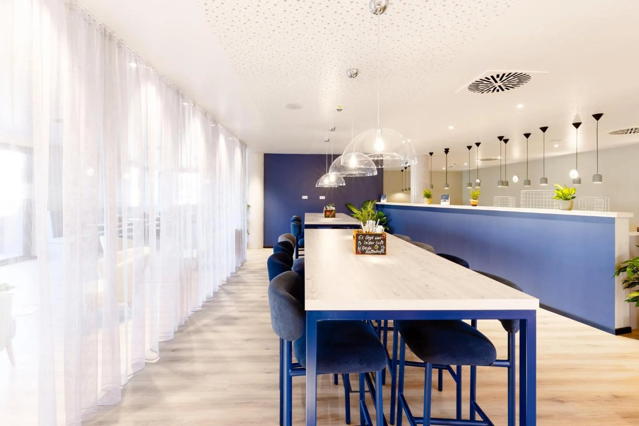 Breakfast in Holiday Inn - the niu, Flux Passau by IHG