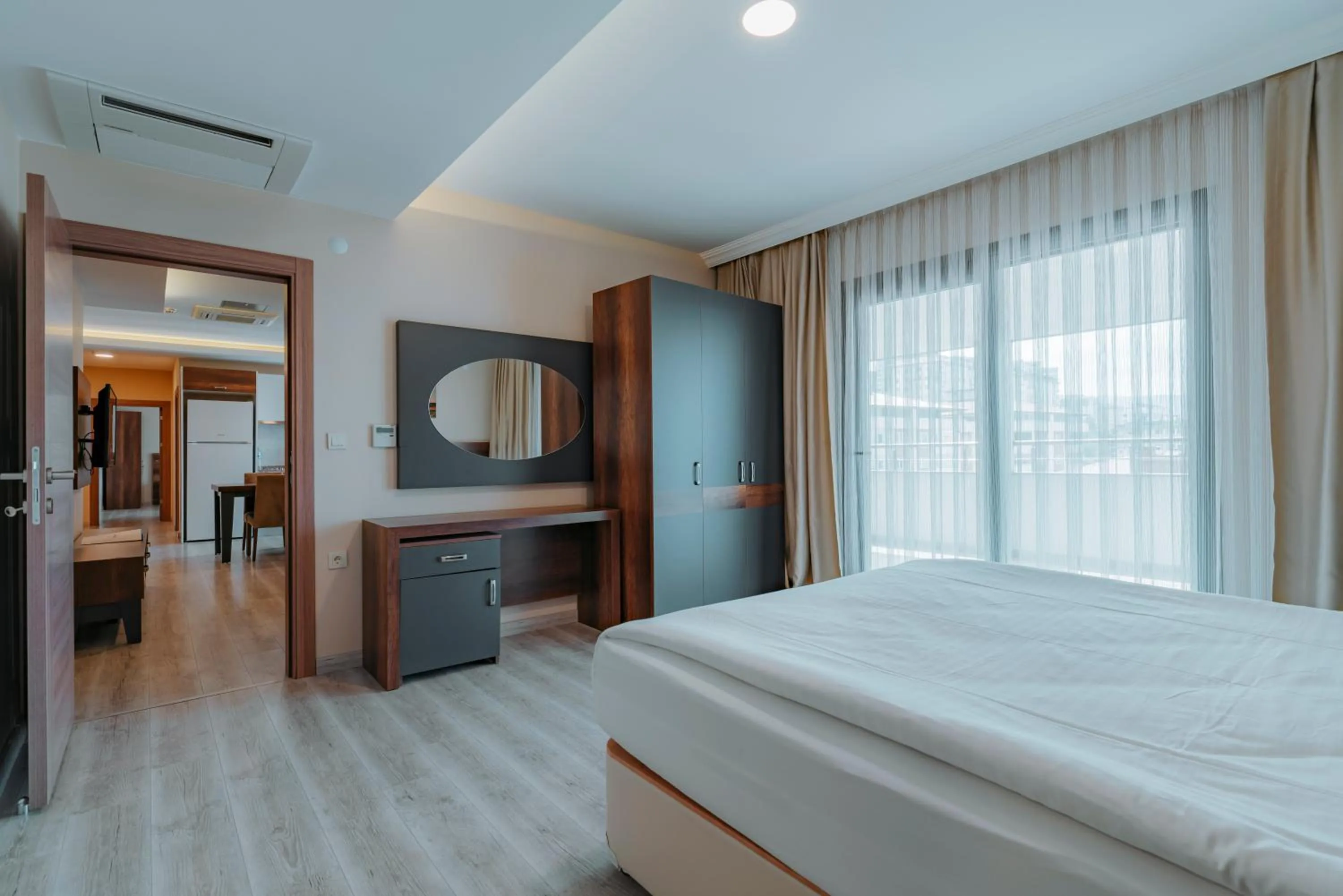 Empula Hotel & Residences