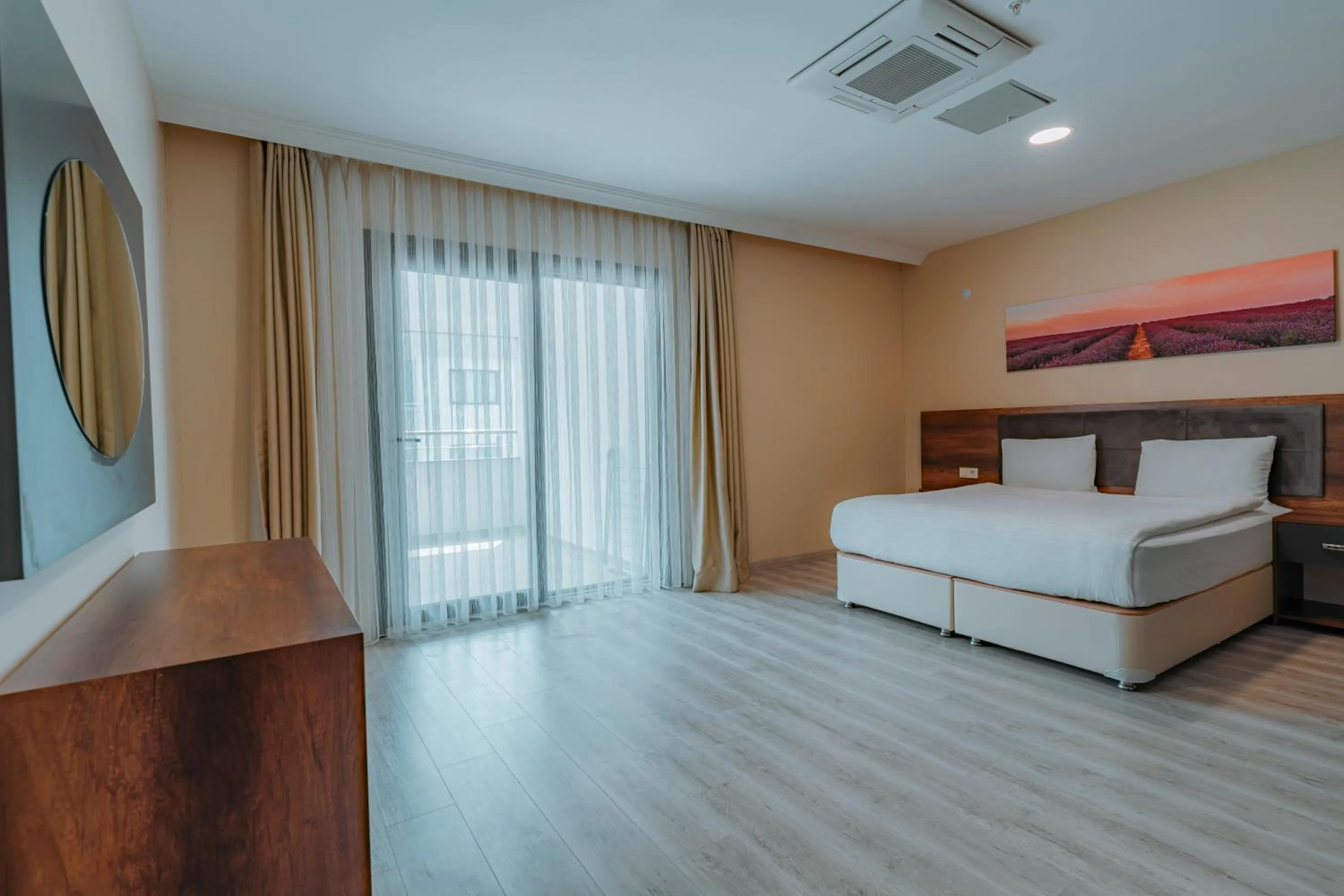 Empula Hotel & Residences