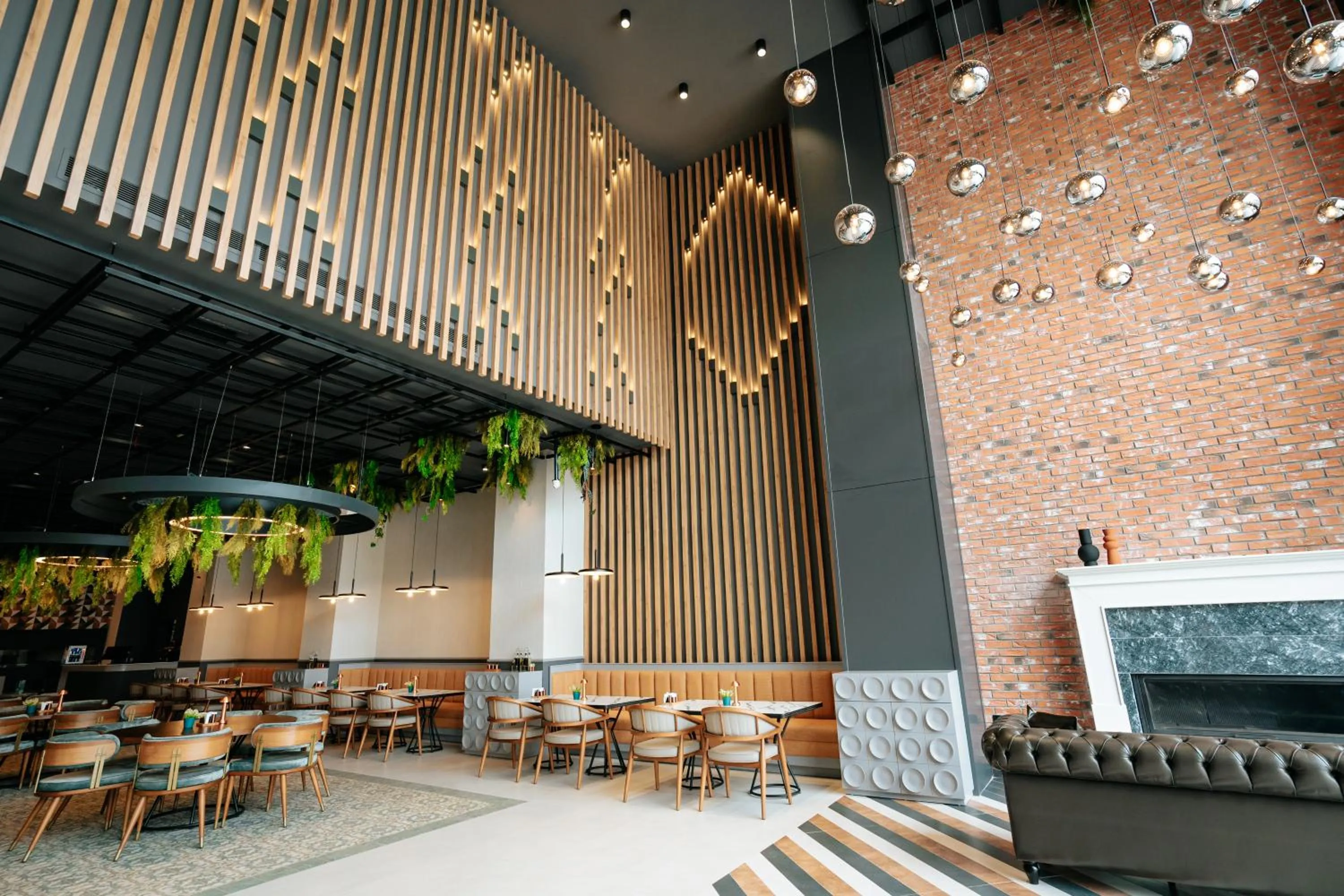 Restaurant/places to eat in Empula Hotel & Residences