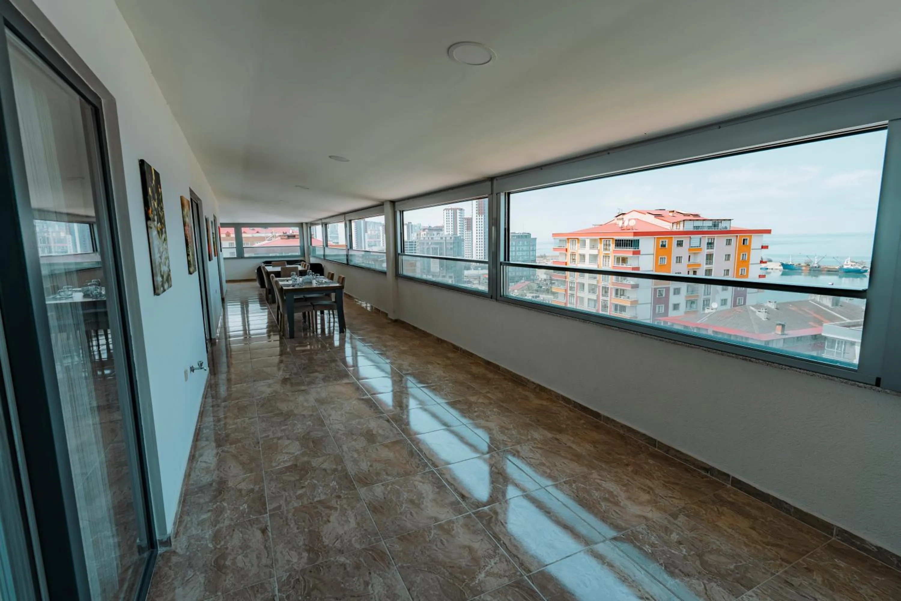 Empula Hotel & Residences