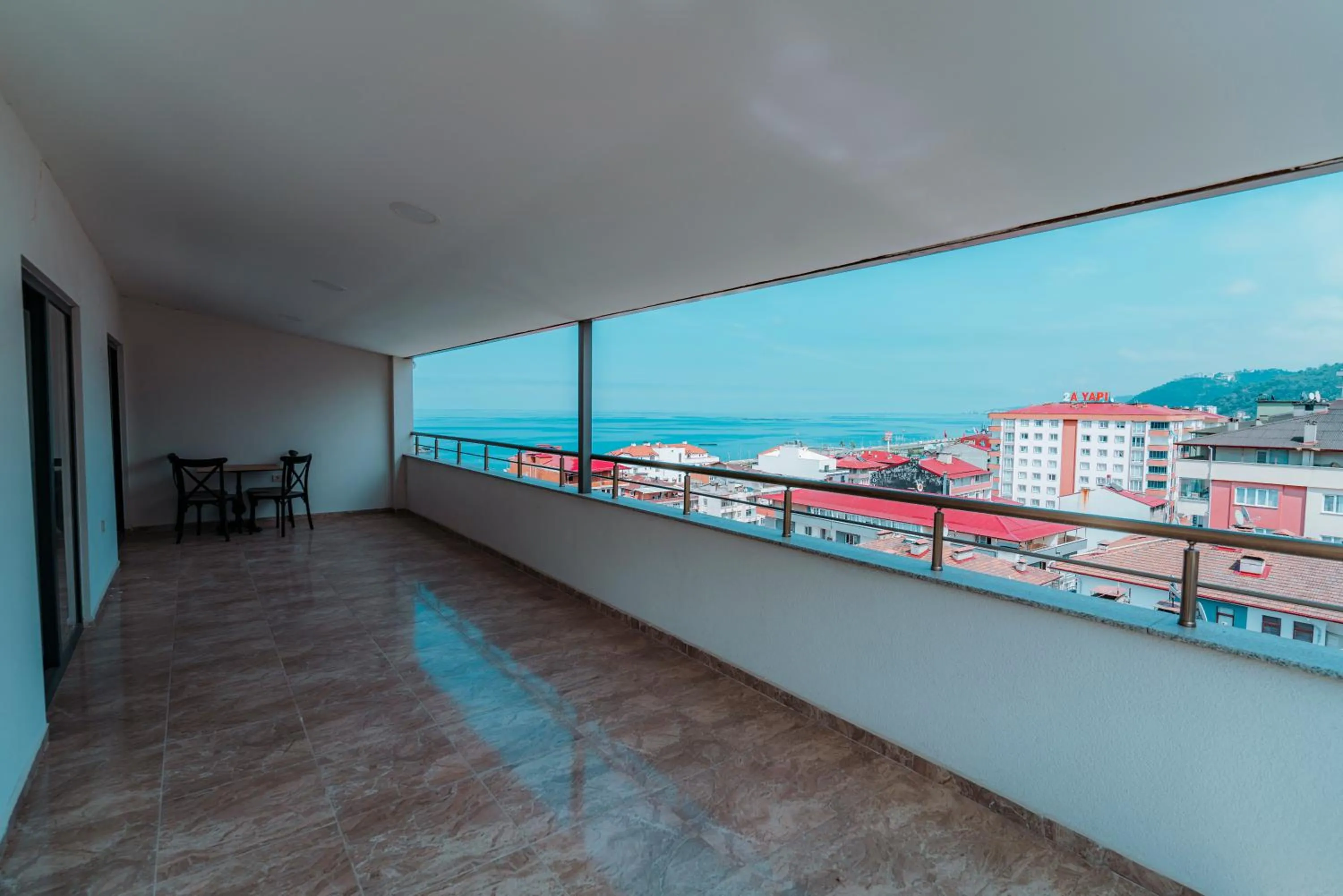 Empula Hotel & Residences