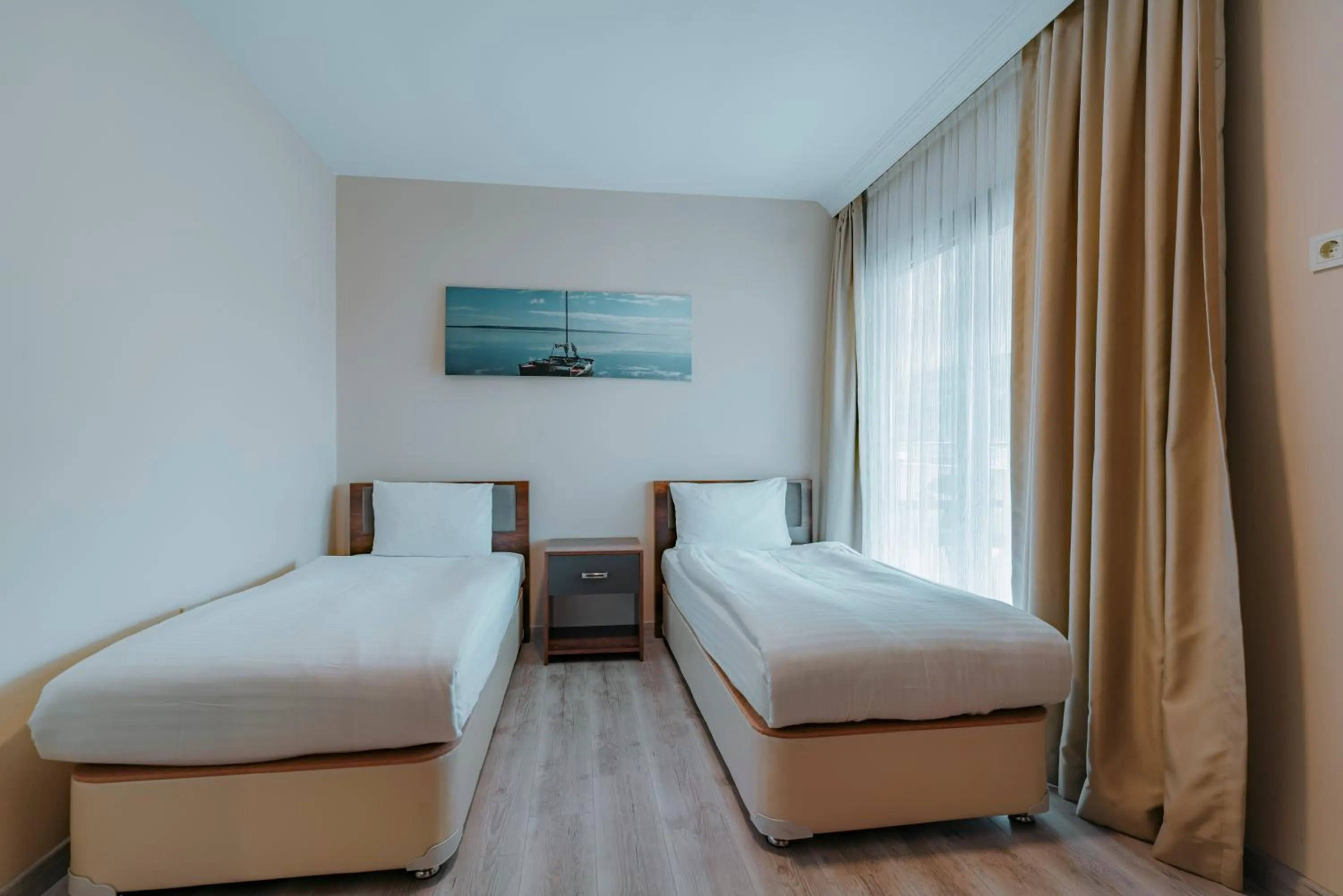 Empula Hotel & Residences