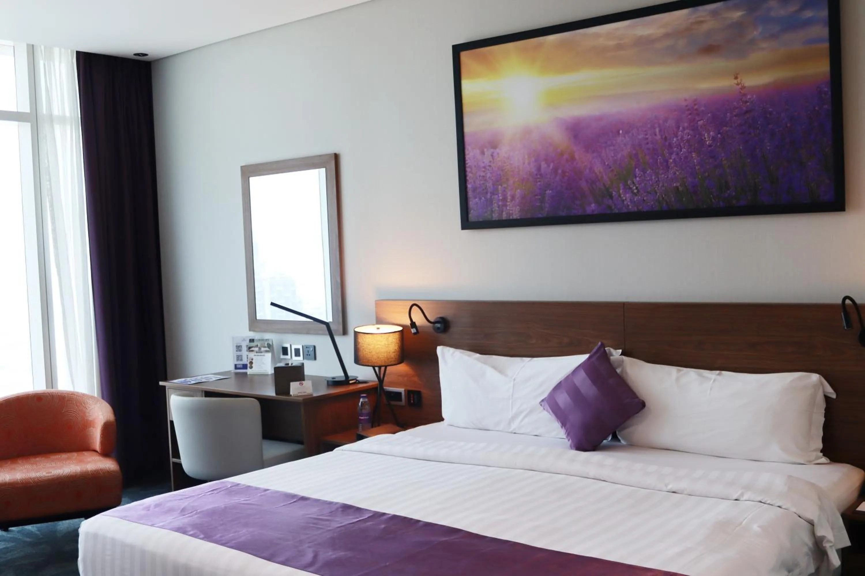 Bed in Park Regis Business Bay