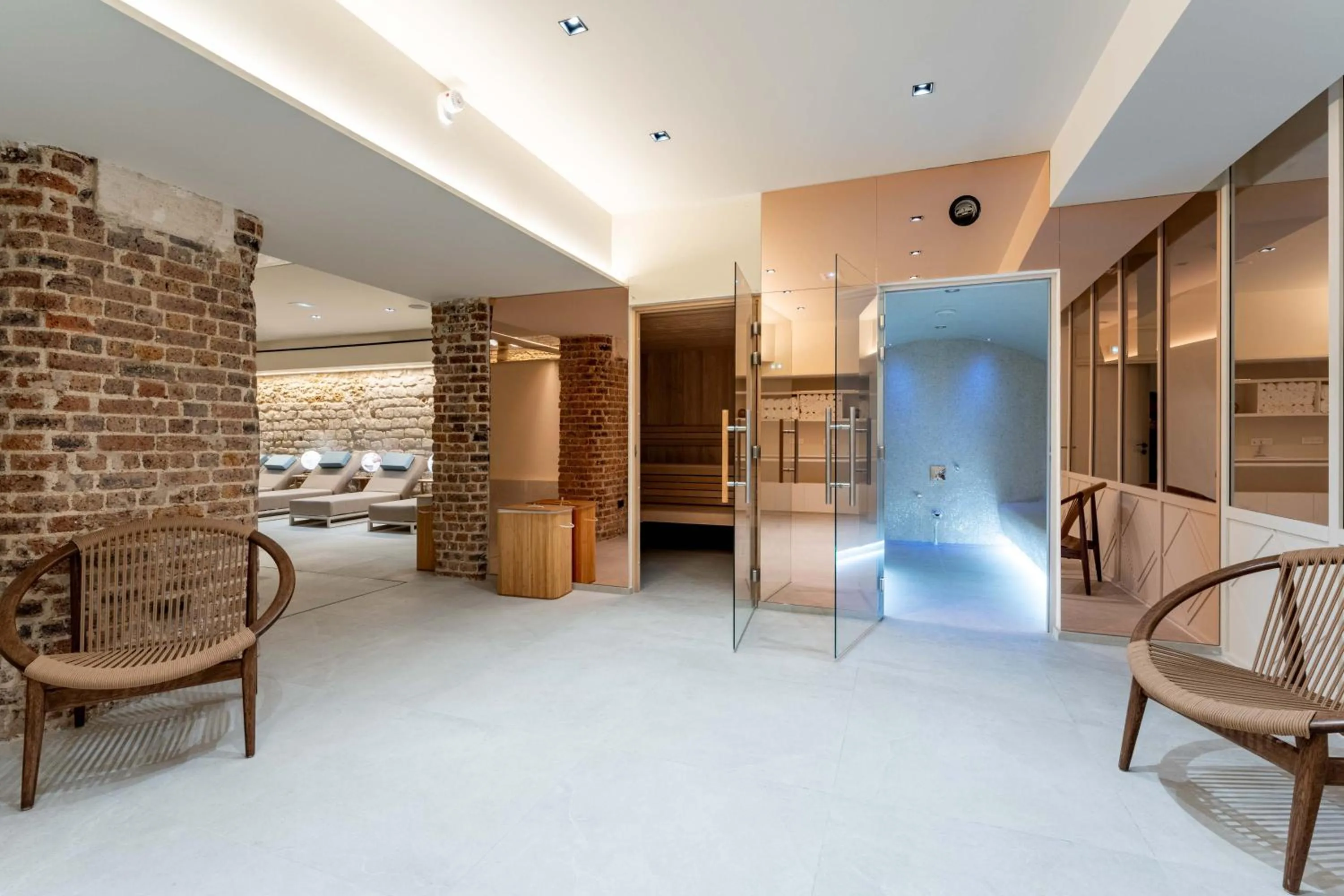 Spa and wellness centre/facilities in Hotel Astra Opera - Astotel