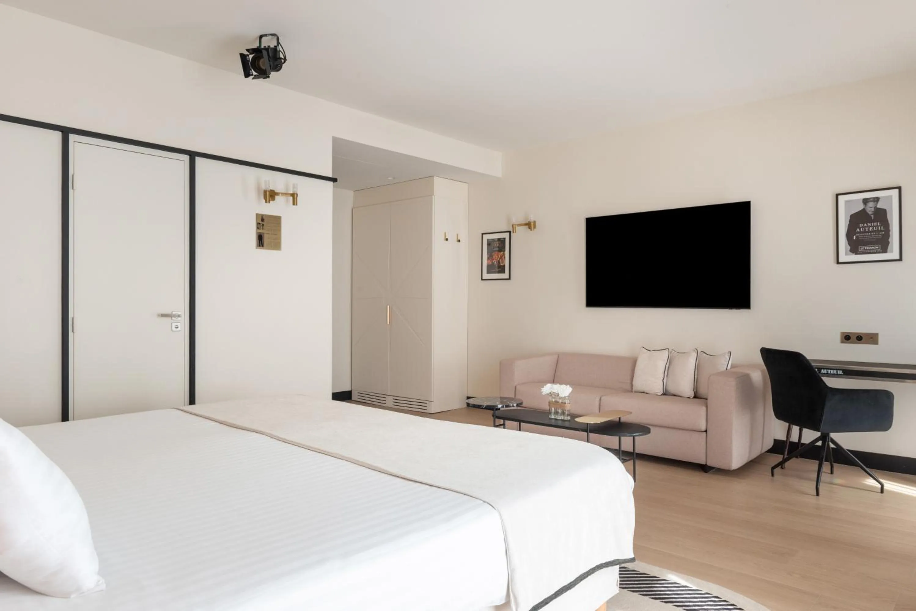 Bedroom, Bed in Hotel Astra Opera - Astotel