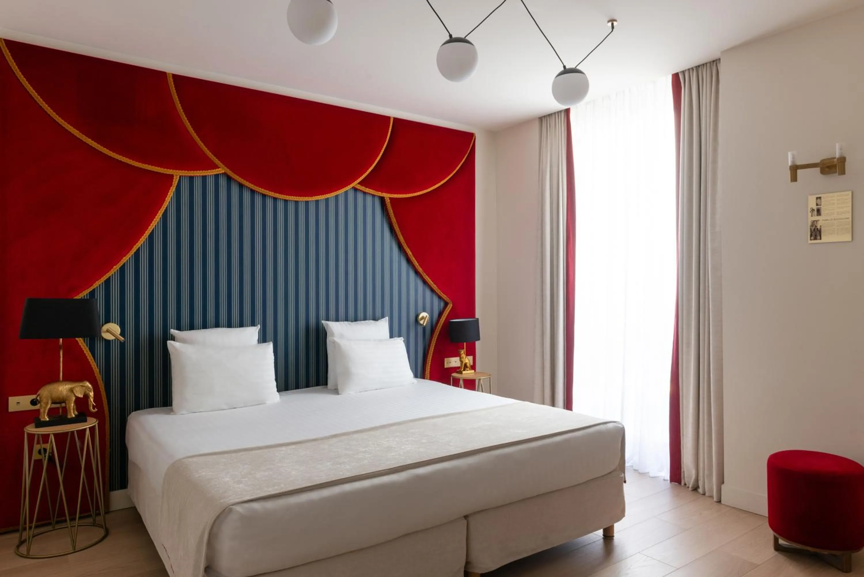 Bedroom, Bed in Hotel Astra Opera - Astotel