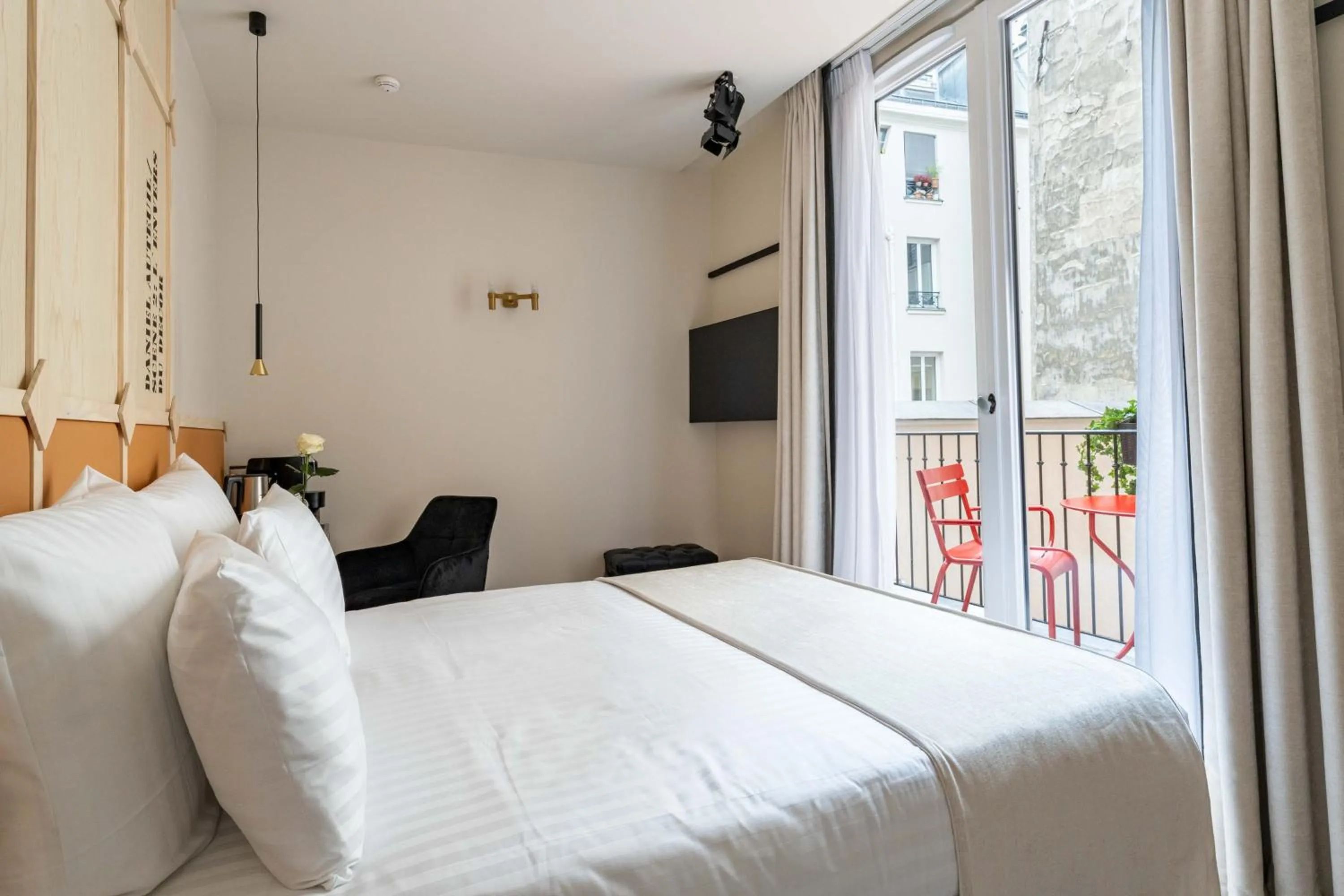 Bedroom, Bed in Hotel Astra Opera - Astotel