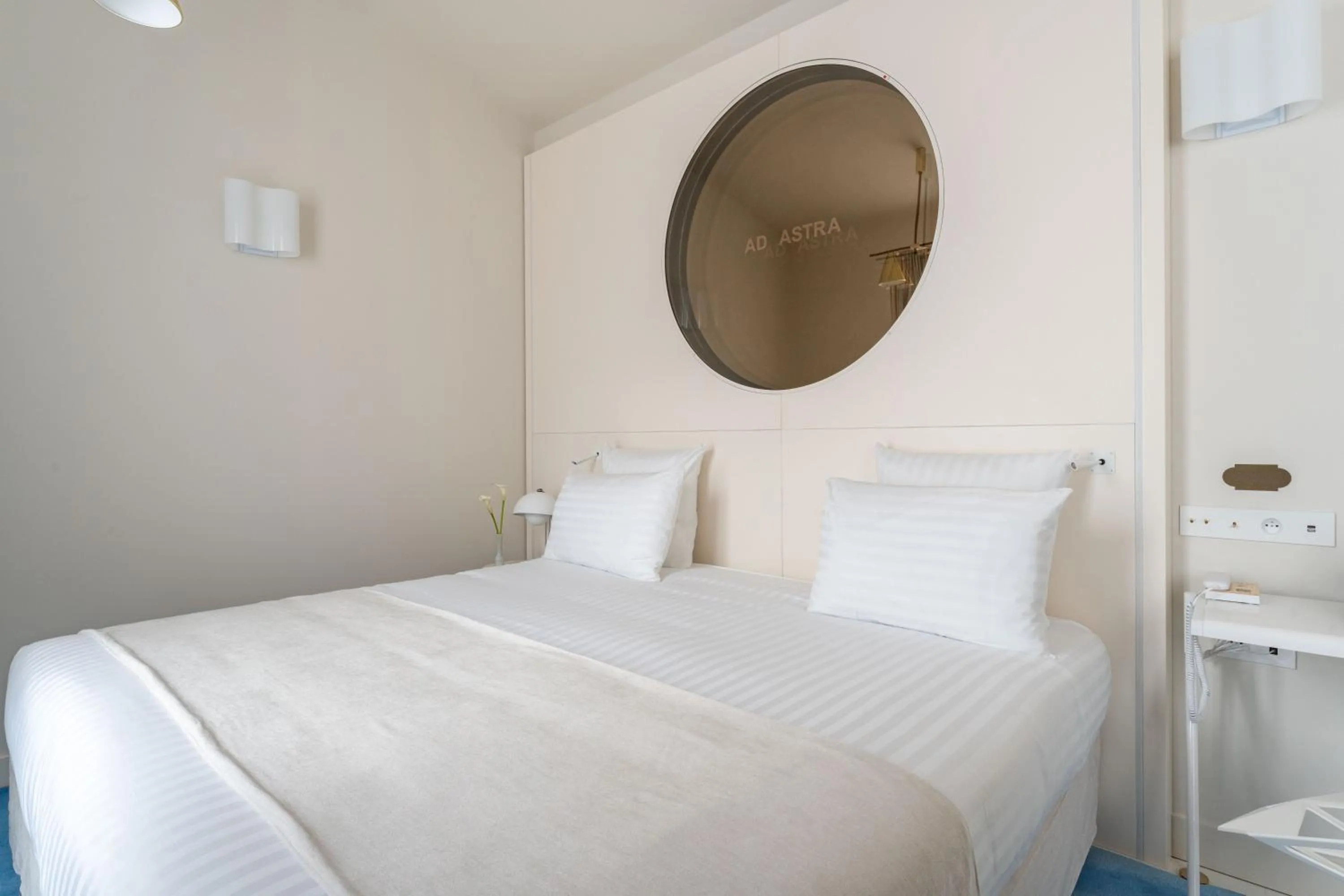 Bed in Hotel Astra Opera - Astotel