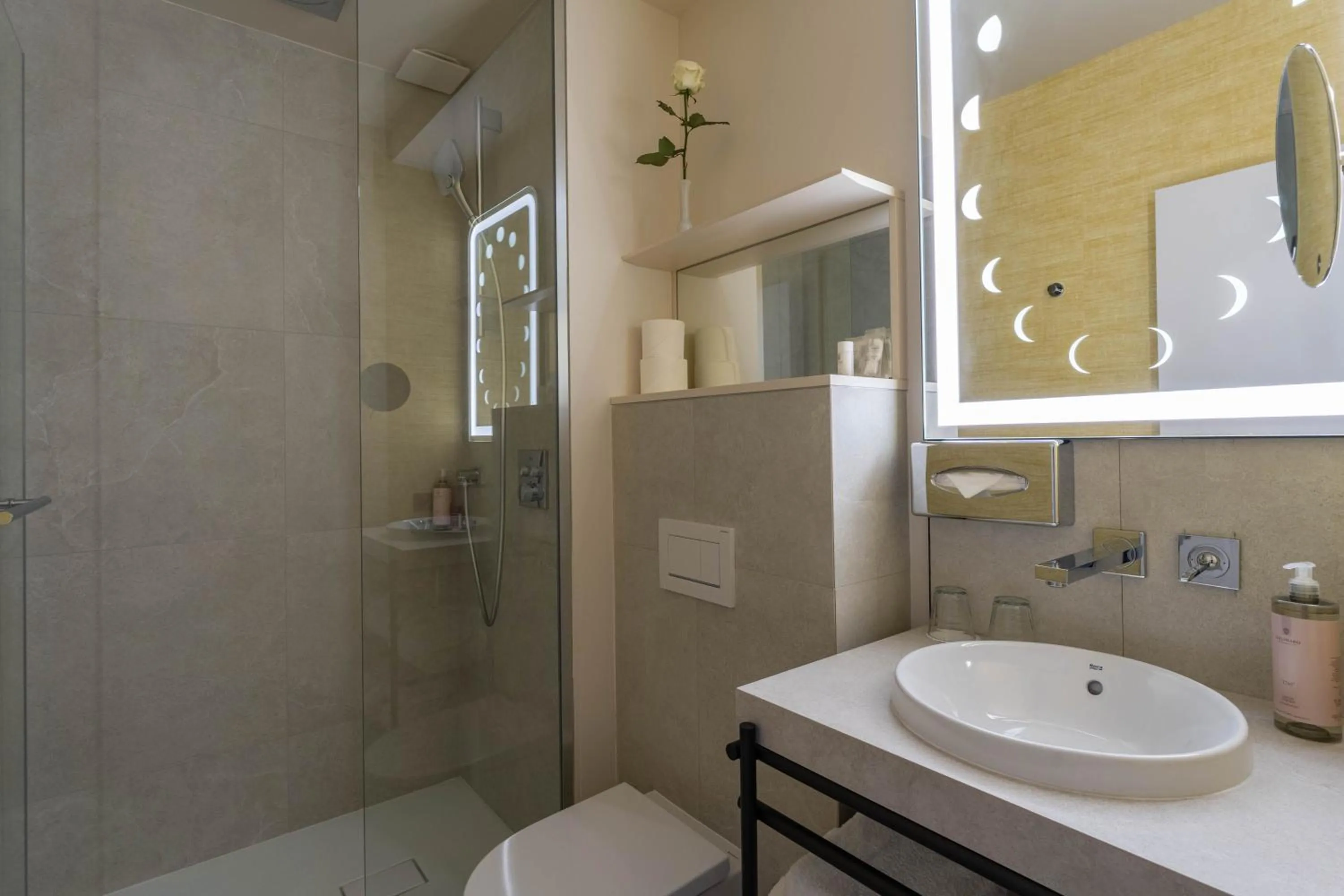 Bathroom in Hotel Astra Opera - Astotel