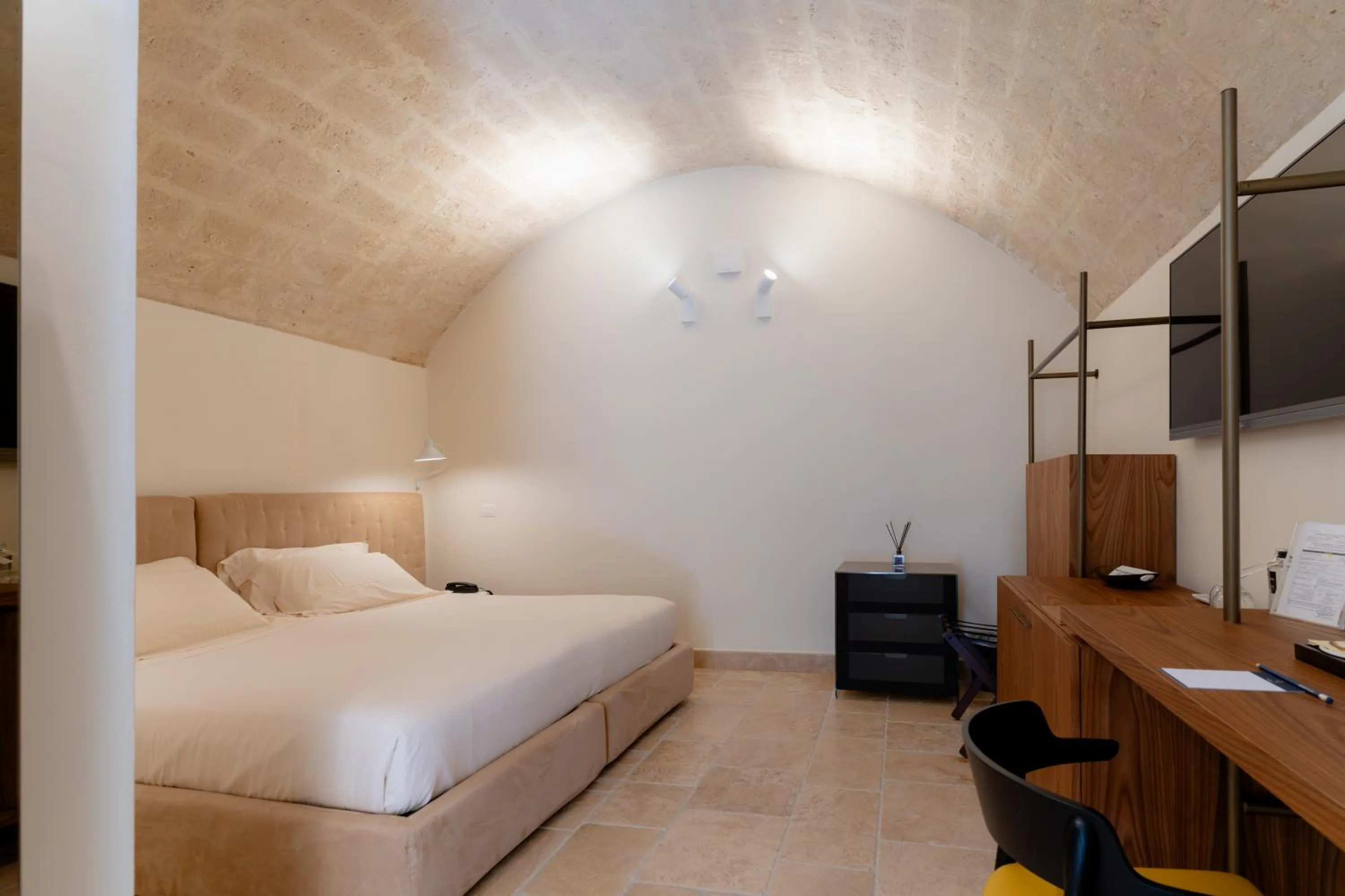 Bed in BV Quarry Matera