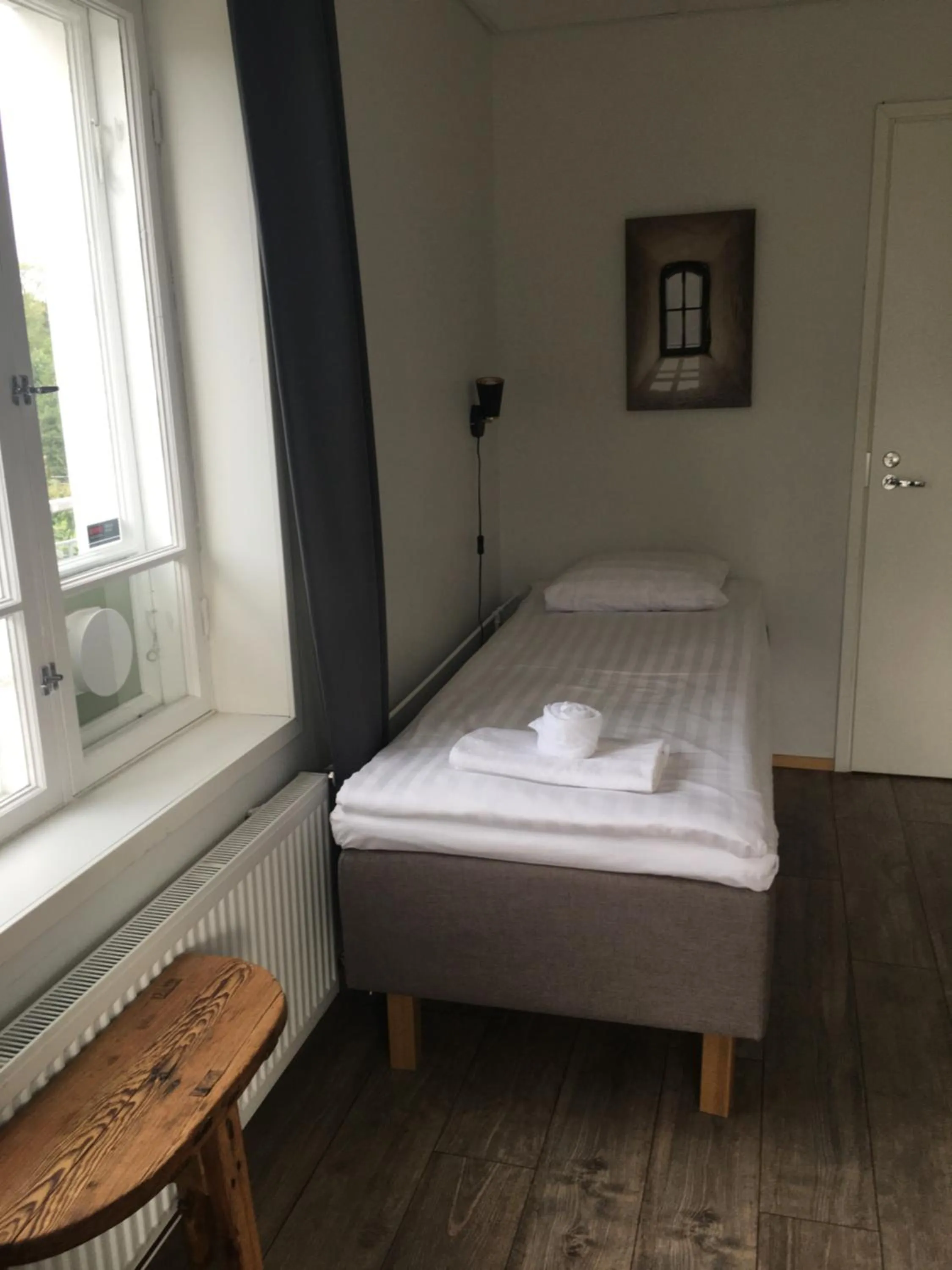 Bed in Hjalmar’s Hotel