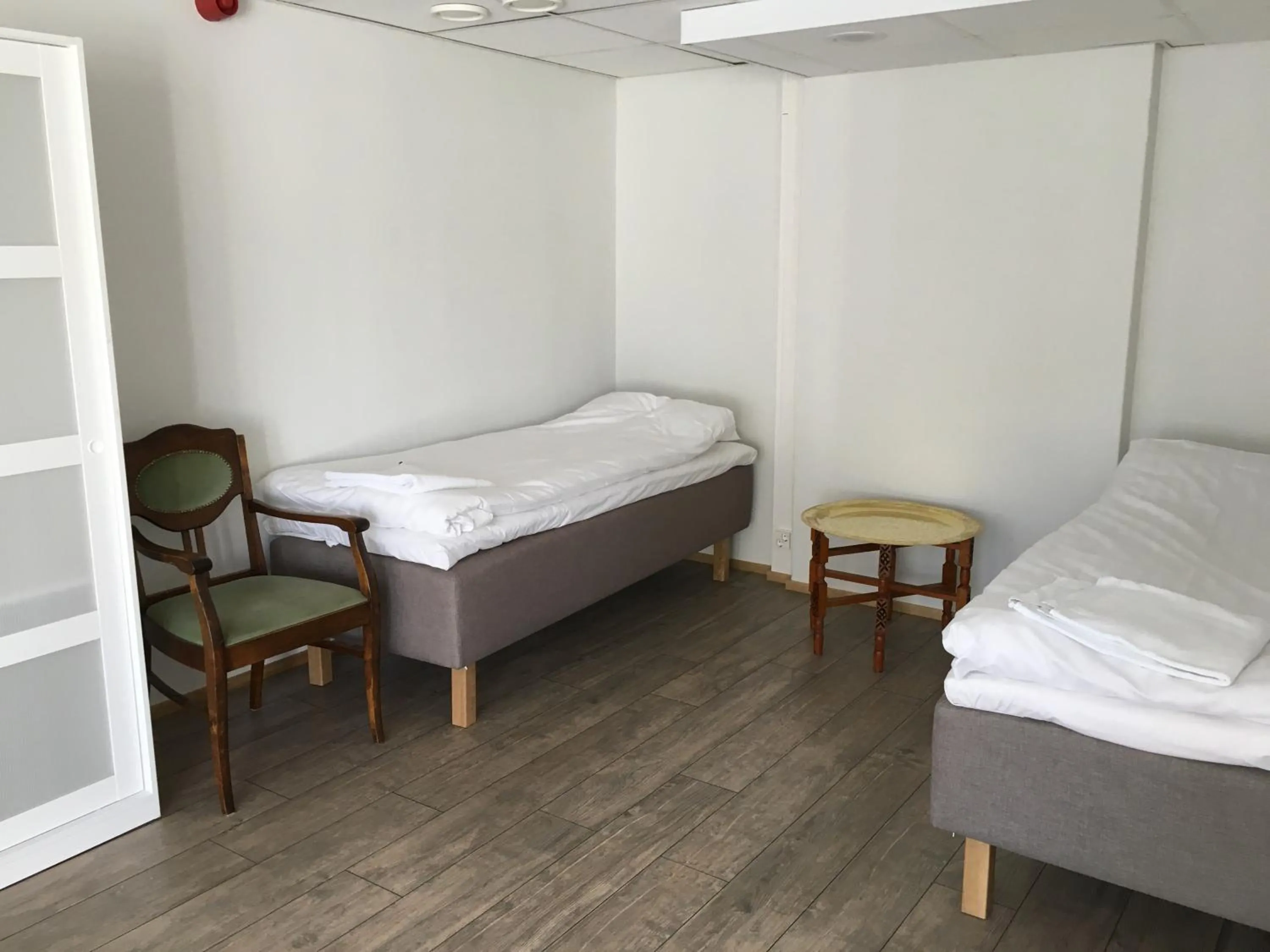 Bed in Hjalmar’s Hotel