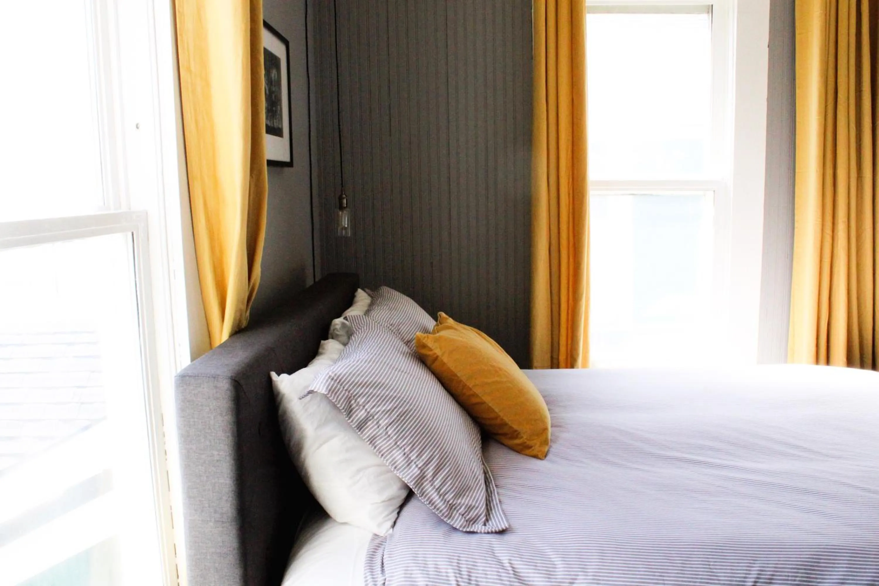 Bed in Shelburne Hotel