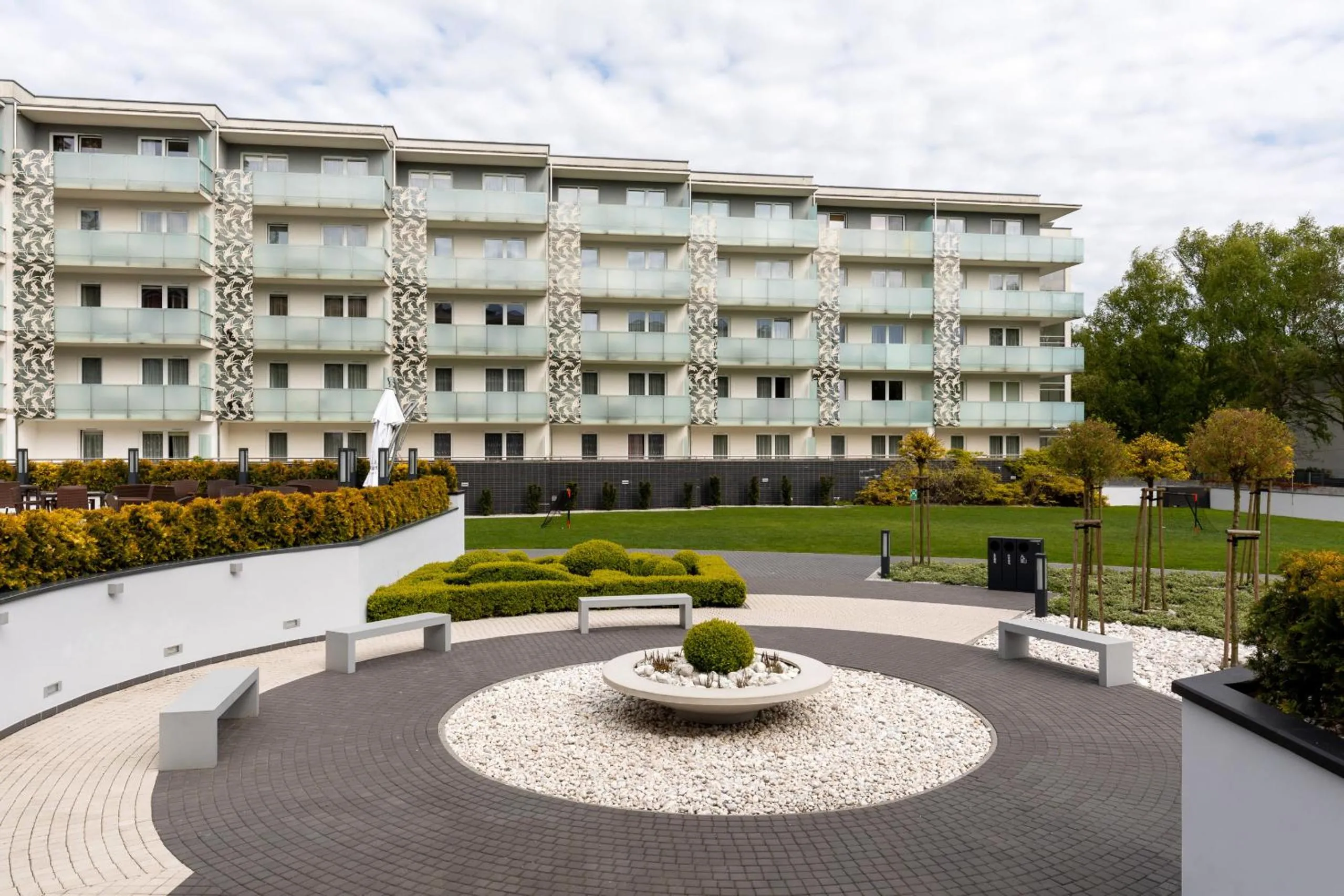 Property building in Apartamenty Aquarius by Noclegi Renters