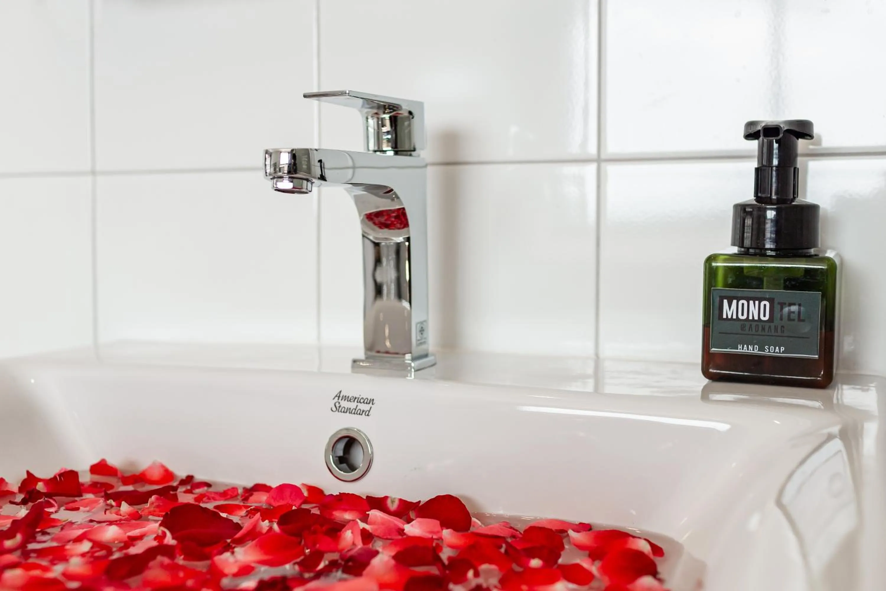 Bathroom in Monotel Aonang